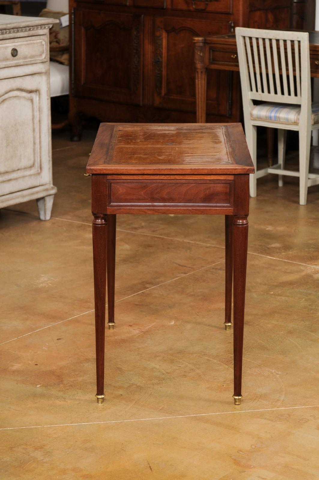 French 1890s Louis XVI Style Mahogany Two-Drawer Bureau Plat with Leather Top 5