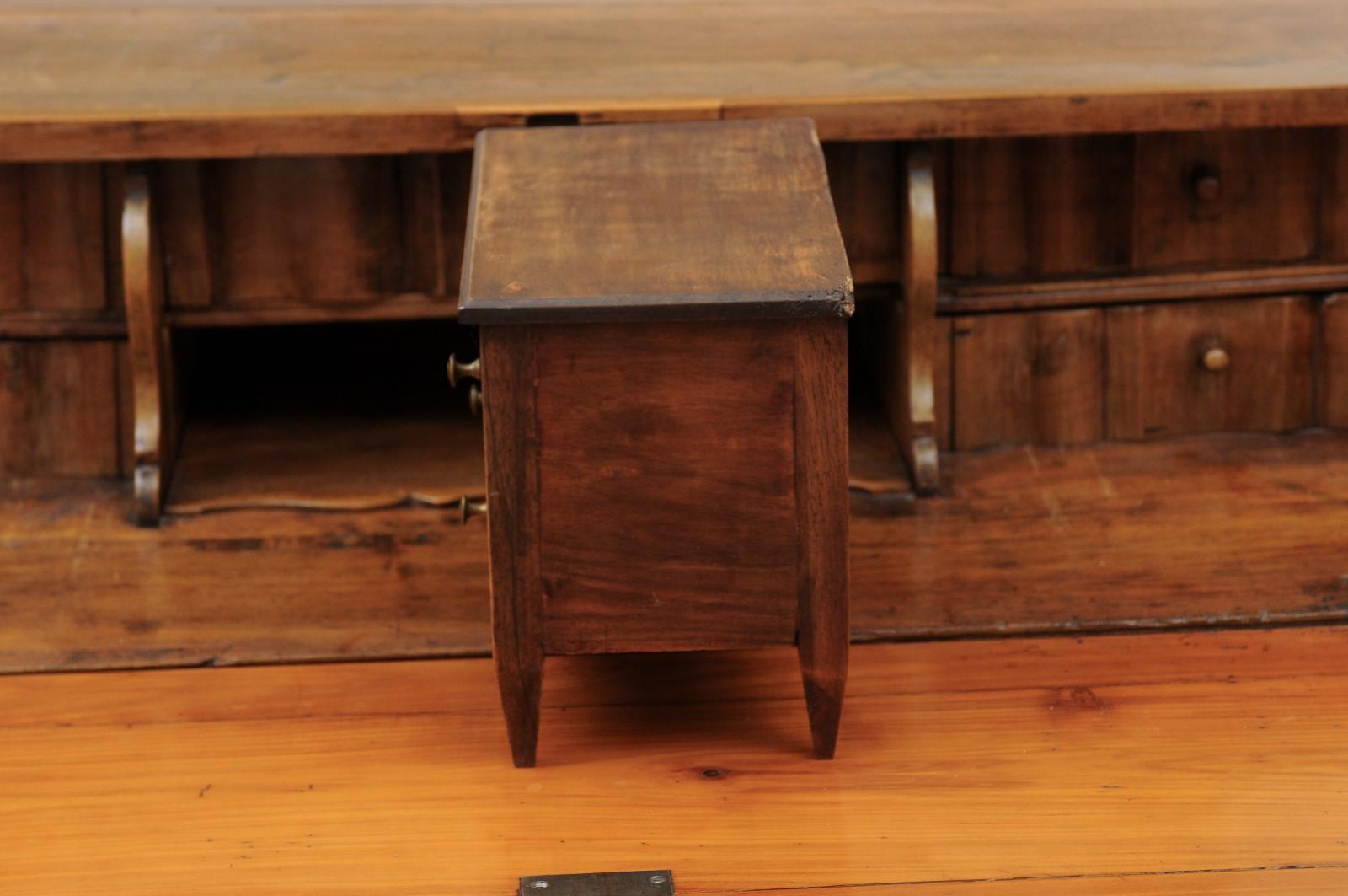 French 1890s Miniature Walnut Chest with Two Drawers and Tapered Legs 4