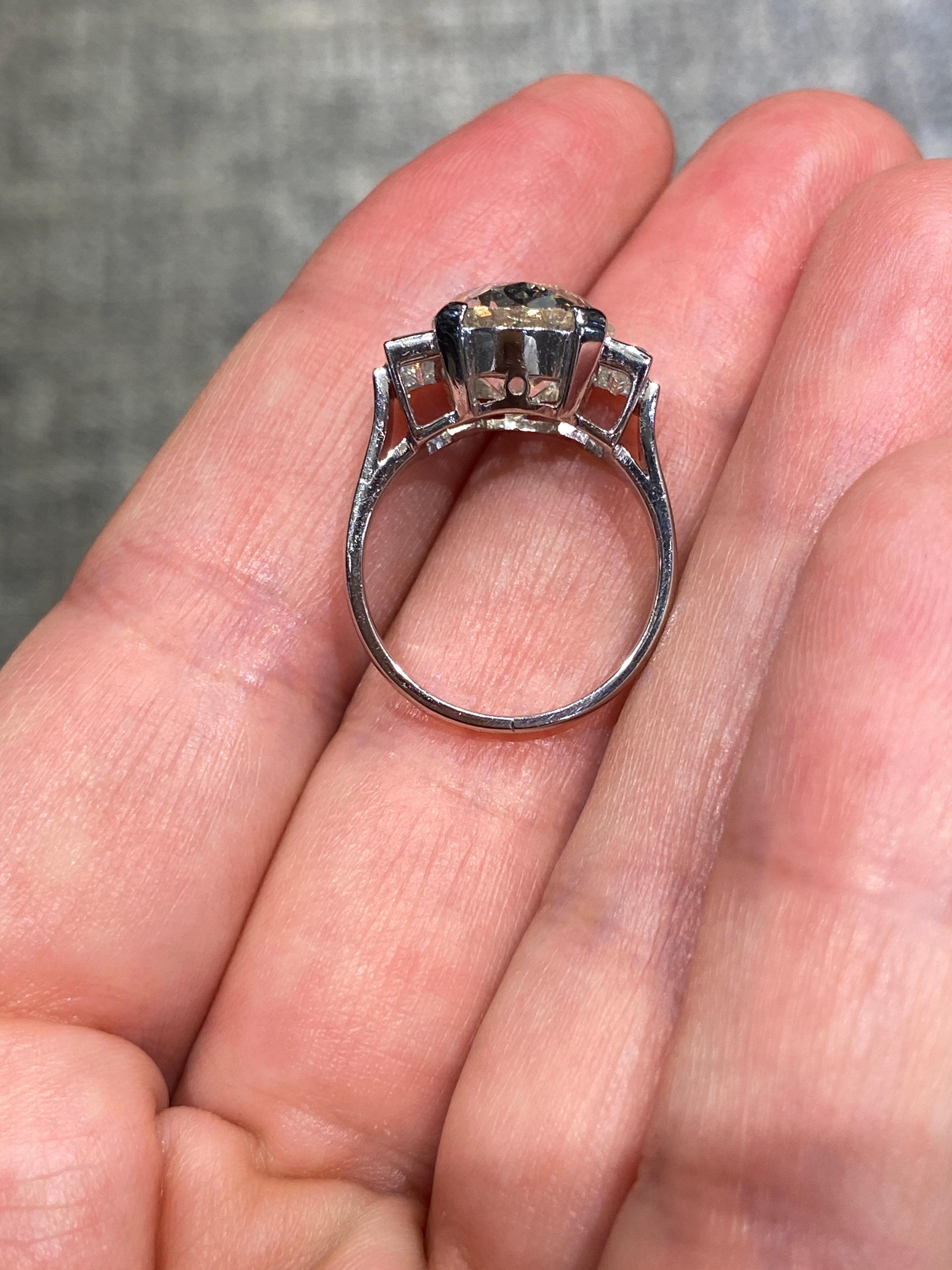 Women's French 1890's platinum ring with old mine cut 4.82 ct centre stone  For Sale