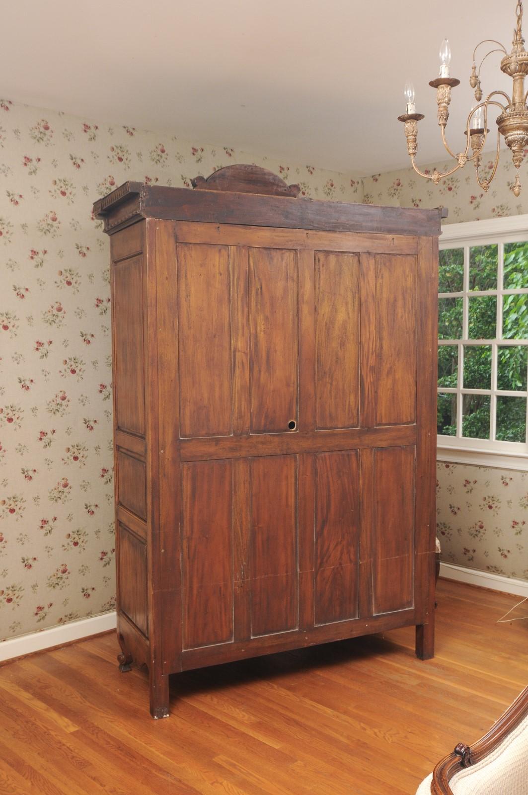 French 1890s Walnut Wedding Armoire with Carved Doves, Quiver and Lutes 1