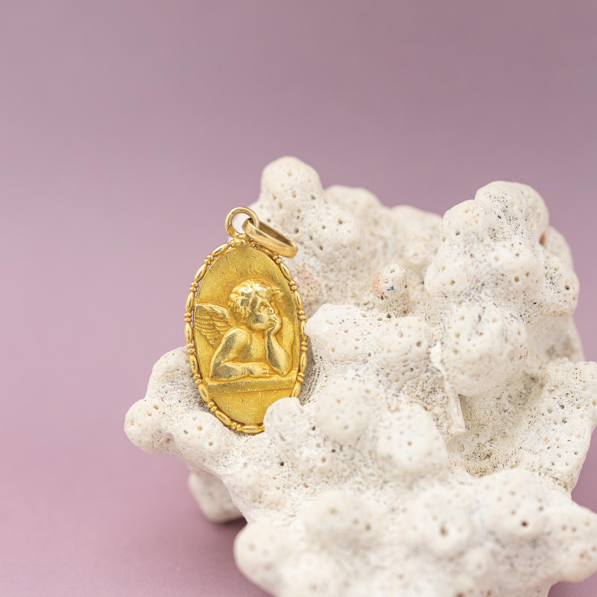 French 18k Cute Angel Raphael medal - Vintage Solid yellow Gold Pendant - Cherub 3