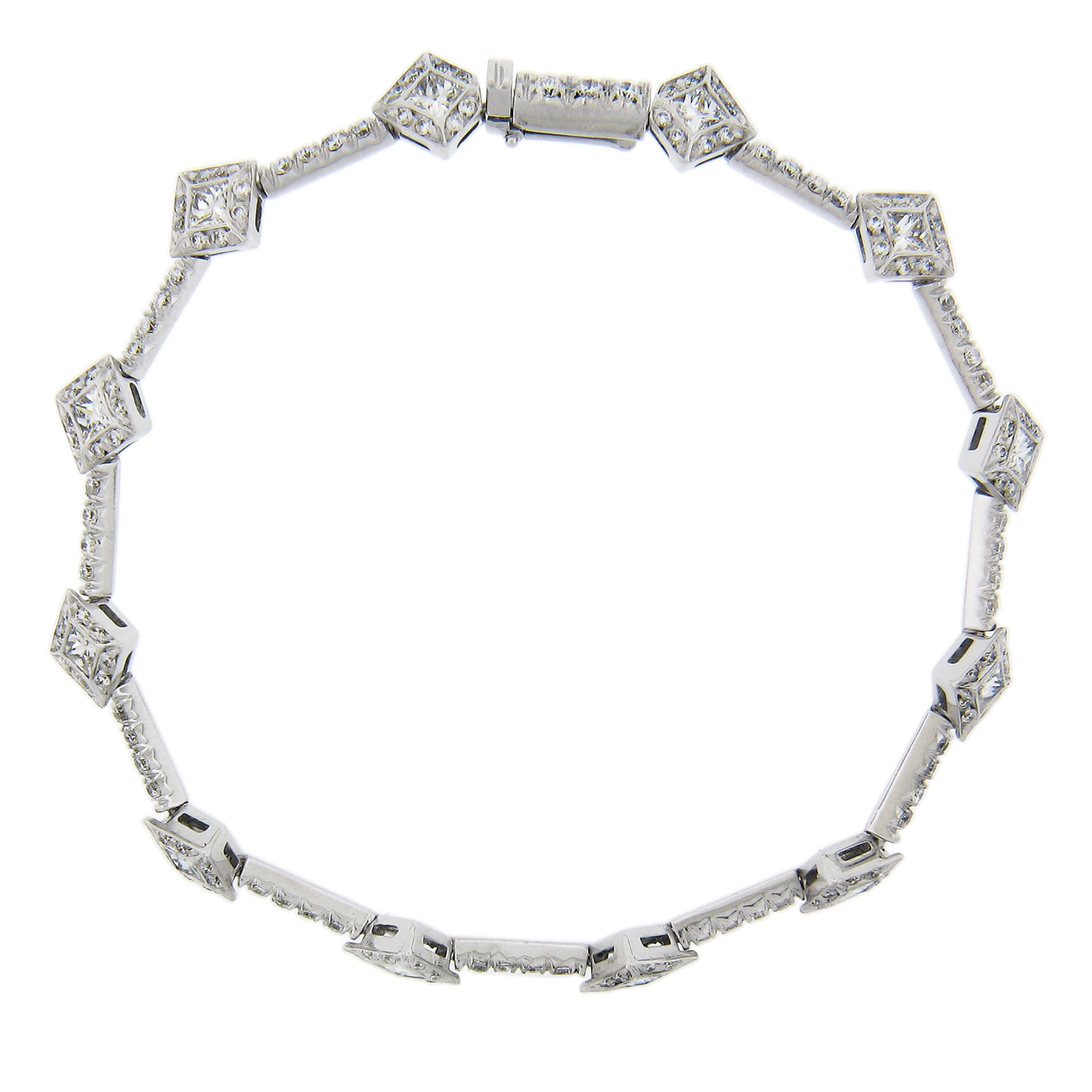 French 18k Gold 3ctw Princess & Round Diamond Geometric Line Statement Bracelet For Sale 2