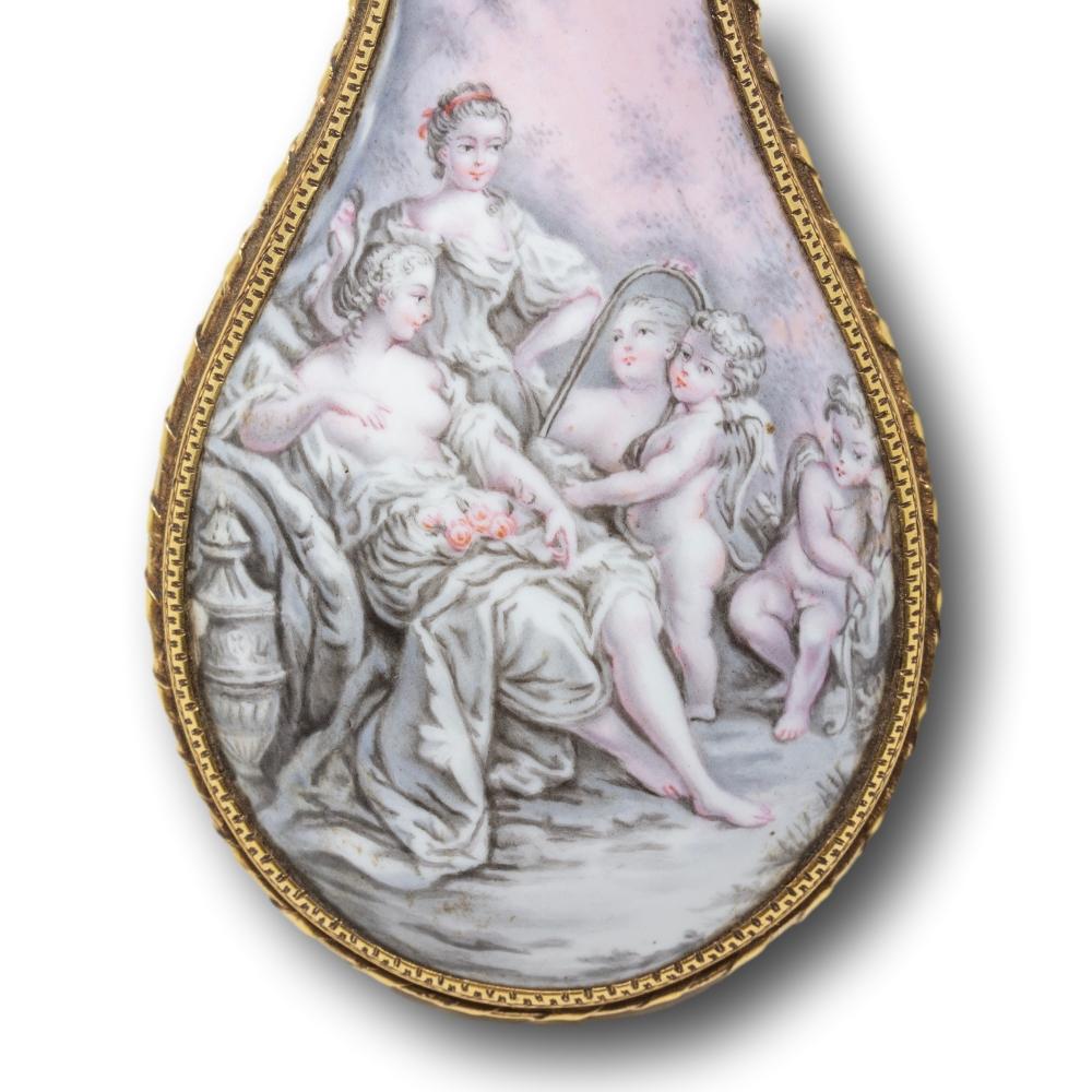 Bottiglia di profumo francese in oro 18k e smalto in vendita 5