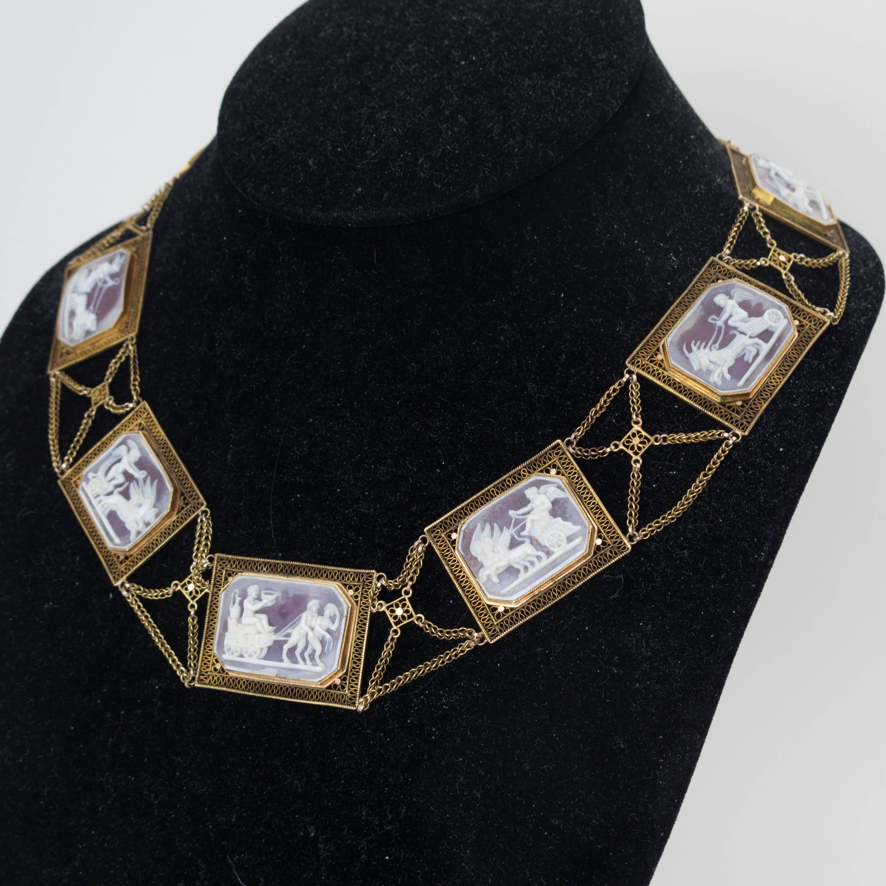 French 18k Gold Carved Hardstone Cameo Panels Necklace In Good Condition For Sale In Austin, TX