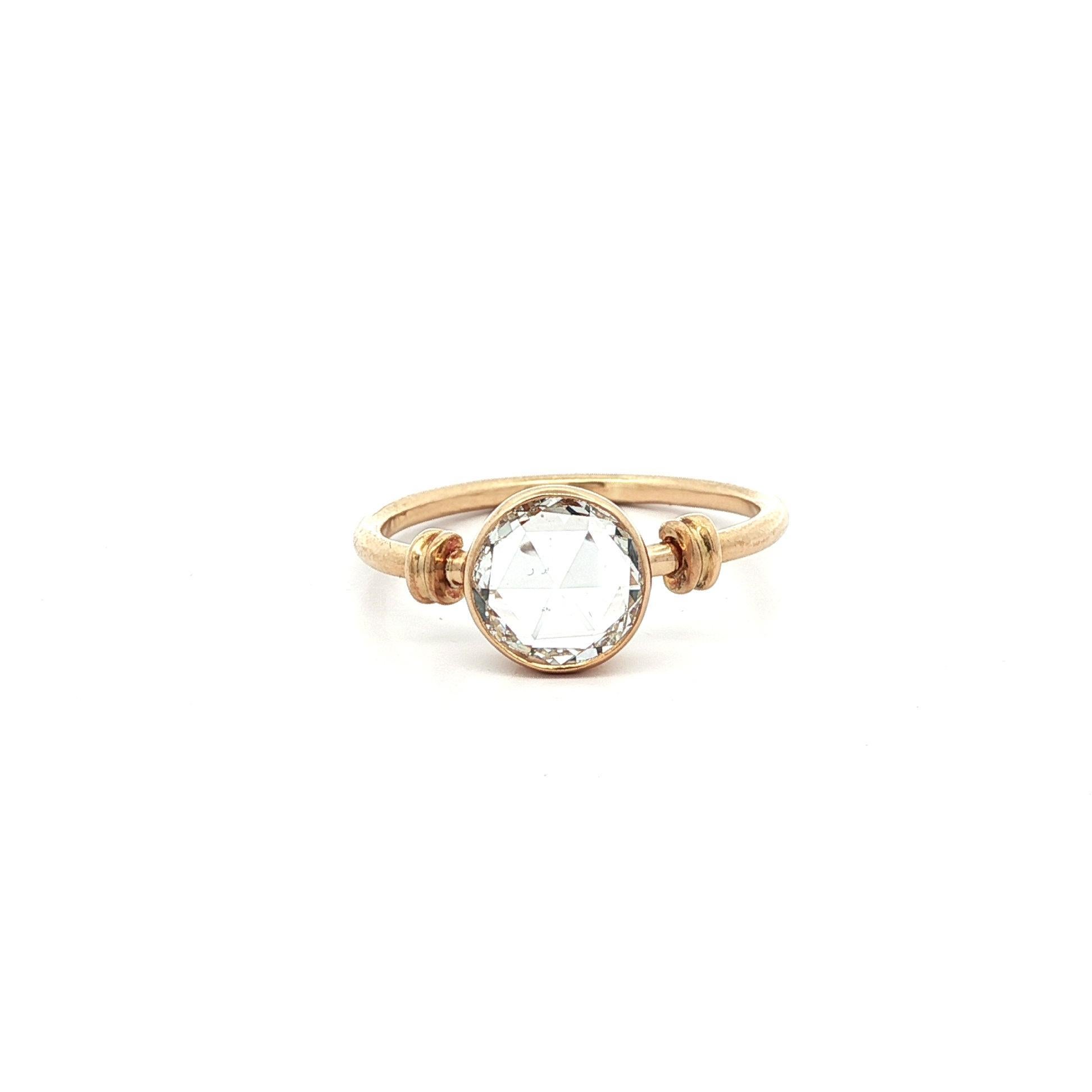 Anello solitario in oro francese 18k GIA 1,01ct E VS2 con castone rotondo di diamanti rosa in vendita 8