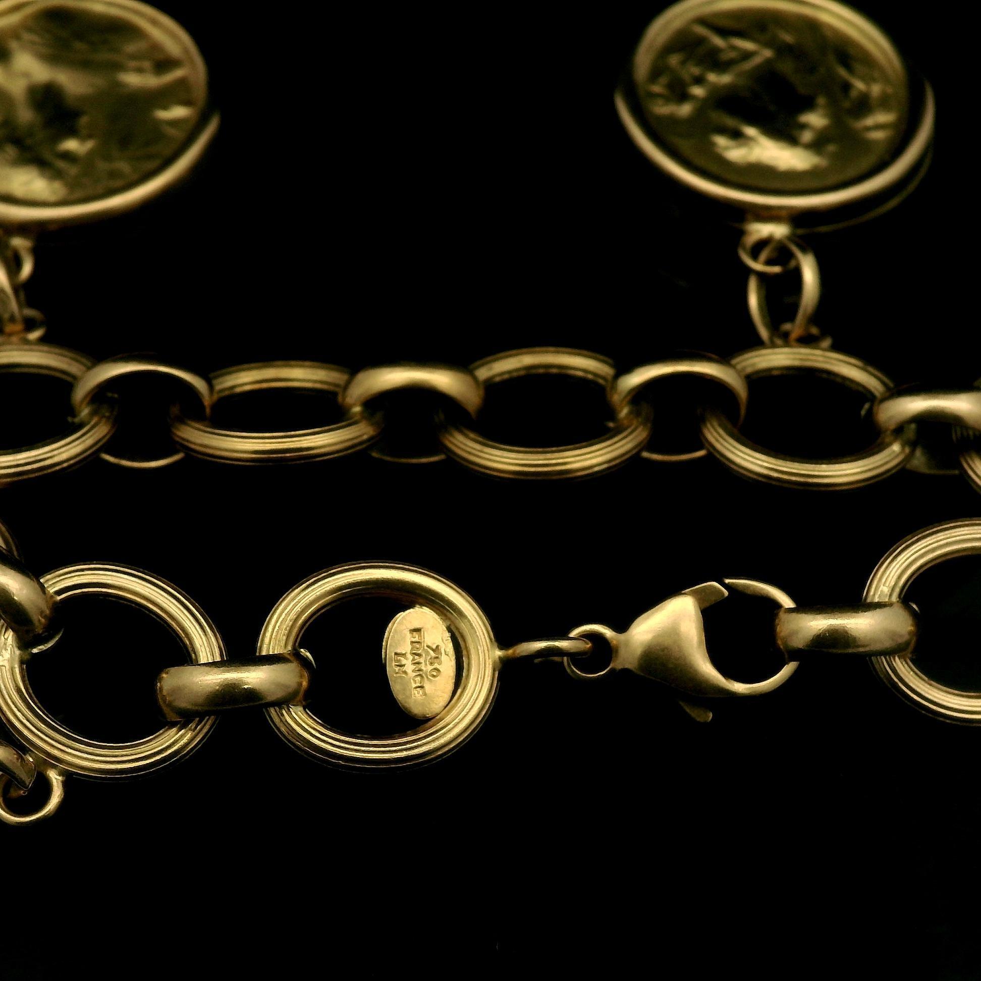 Bracciale francese in oro 18 carati con cammeo ritratto e charm a doppia faccia con cavo testurizzato in vendita 4