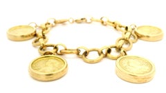 Bracelet en or 18k à breloques double face avec portrait en camée Bracelet en câble texturé