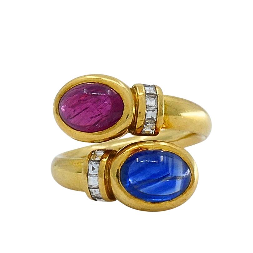 Or français 18k  Bague bypass rubis saphir diamant en vente 1