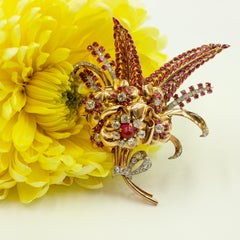 Französische 18K/Platin Gold Rubin & Diamant Blumenbrosche ca. 1940er Jahre