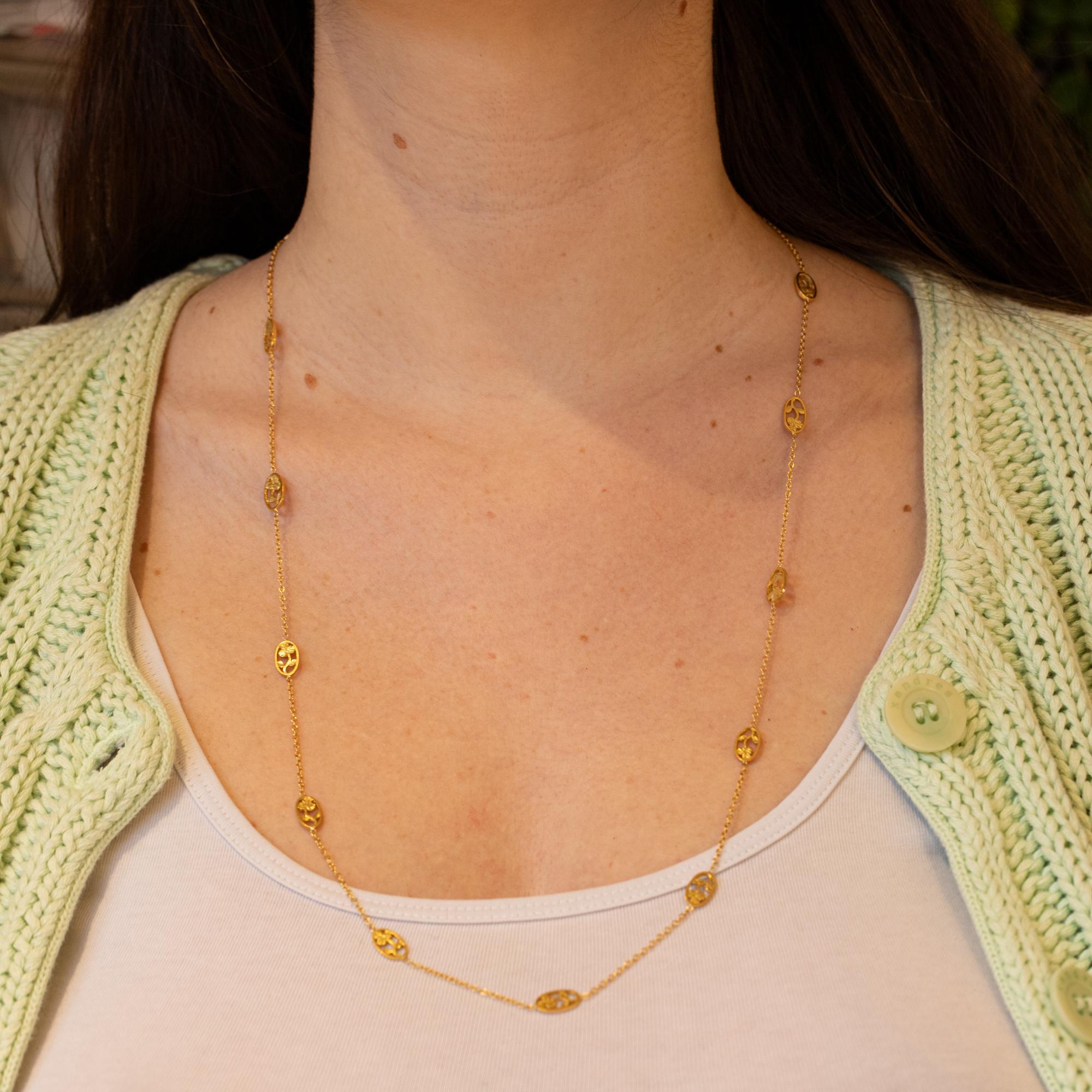 French 18k solid gold Art Nouveau Necklace - Floral flower chain - 27.56 inch For Sale 5