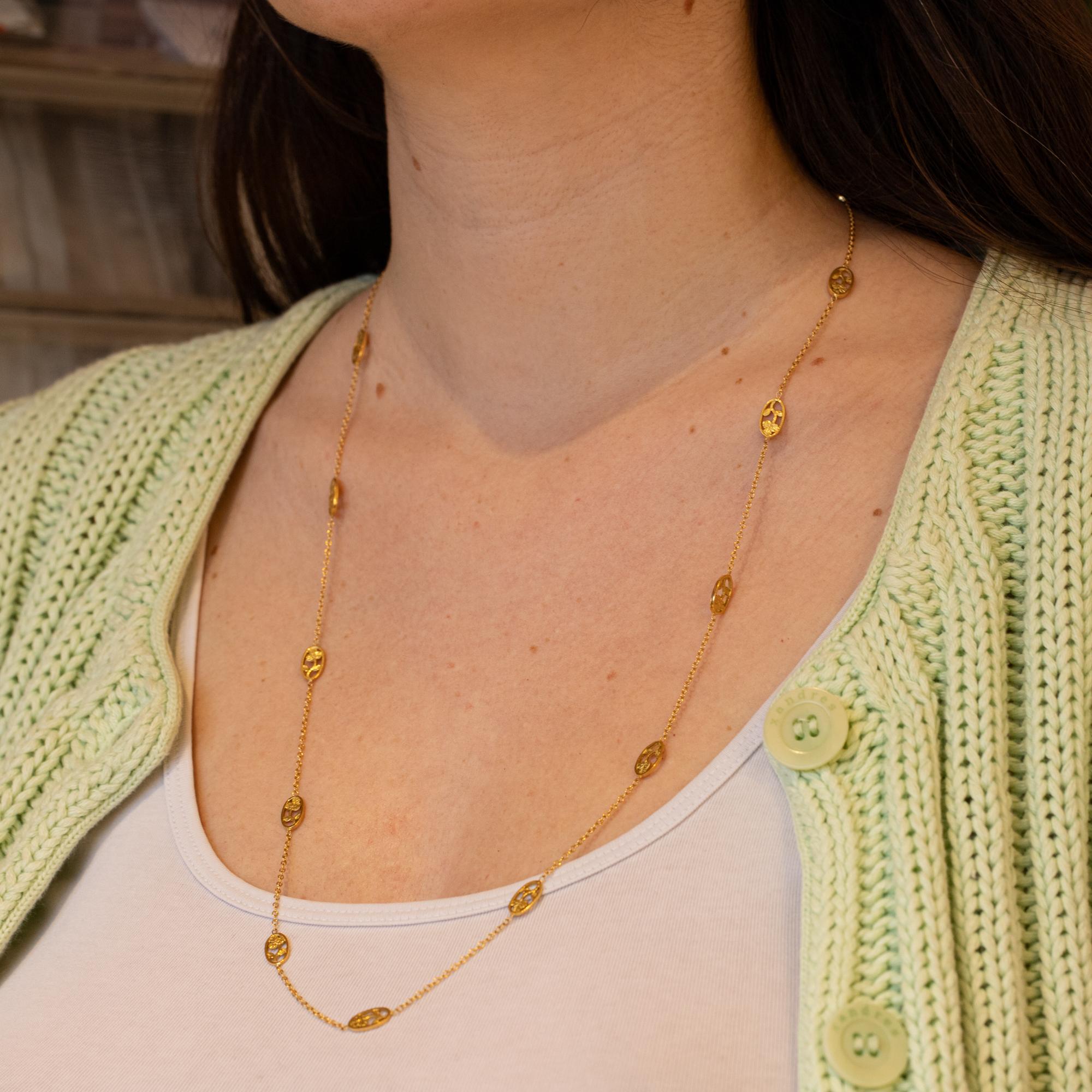 French 18k solid gold Art Nouveau Necklace - Floral flower chain - 27.56 inch For Sale 6
