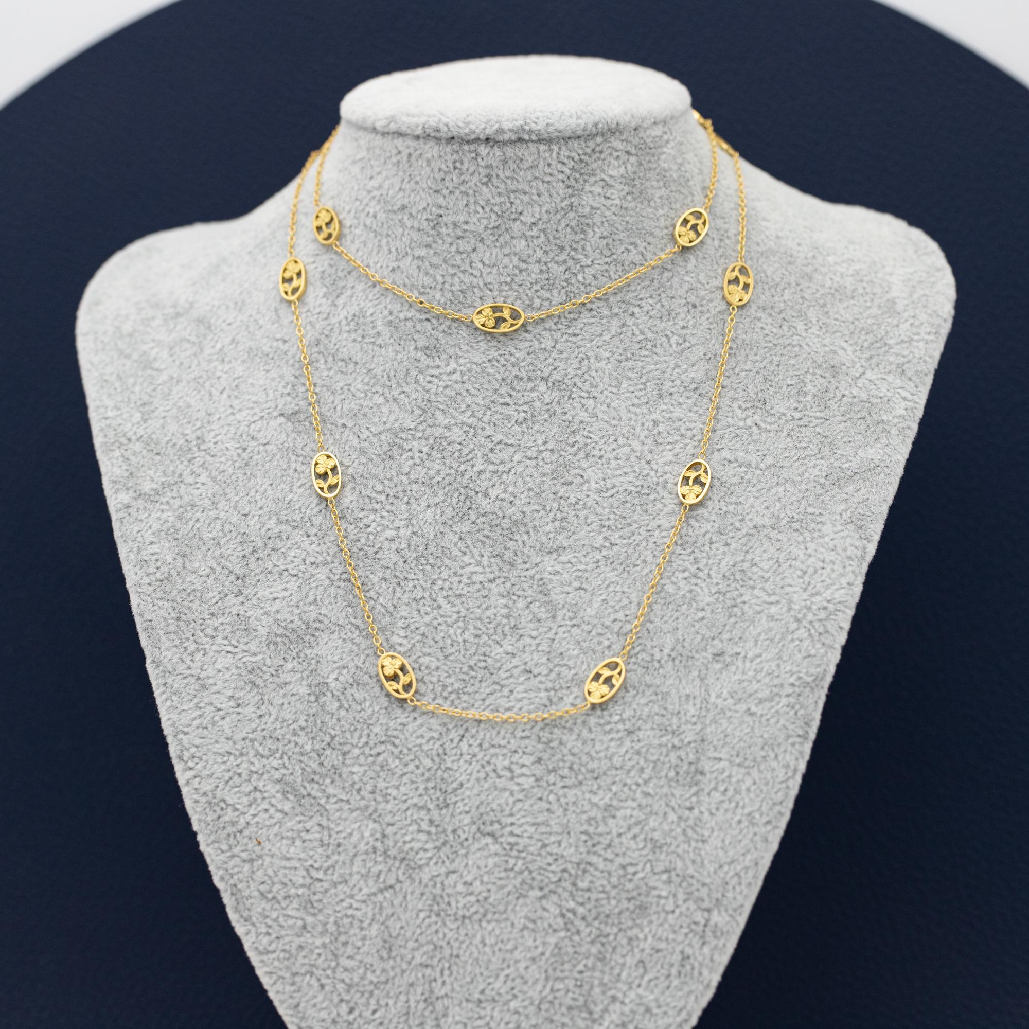 French 18k solid gold Art Nouveau Necklace - Floral flower chain - 27.56 inch In Good Condition For Sale In Antwerp, BE