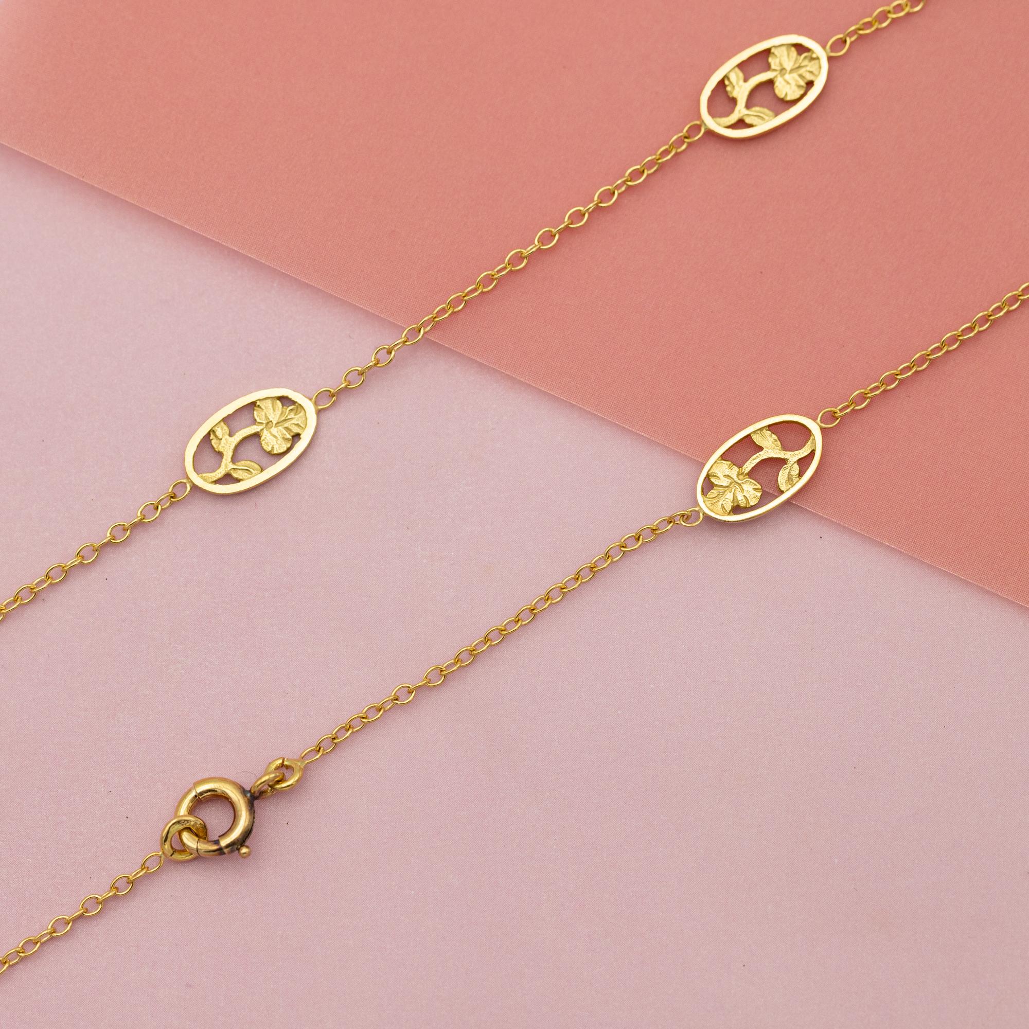 French 18k solid gold Art Nouveau Necklace - Floral flower chain - 27.56 inch For Sale 3
