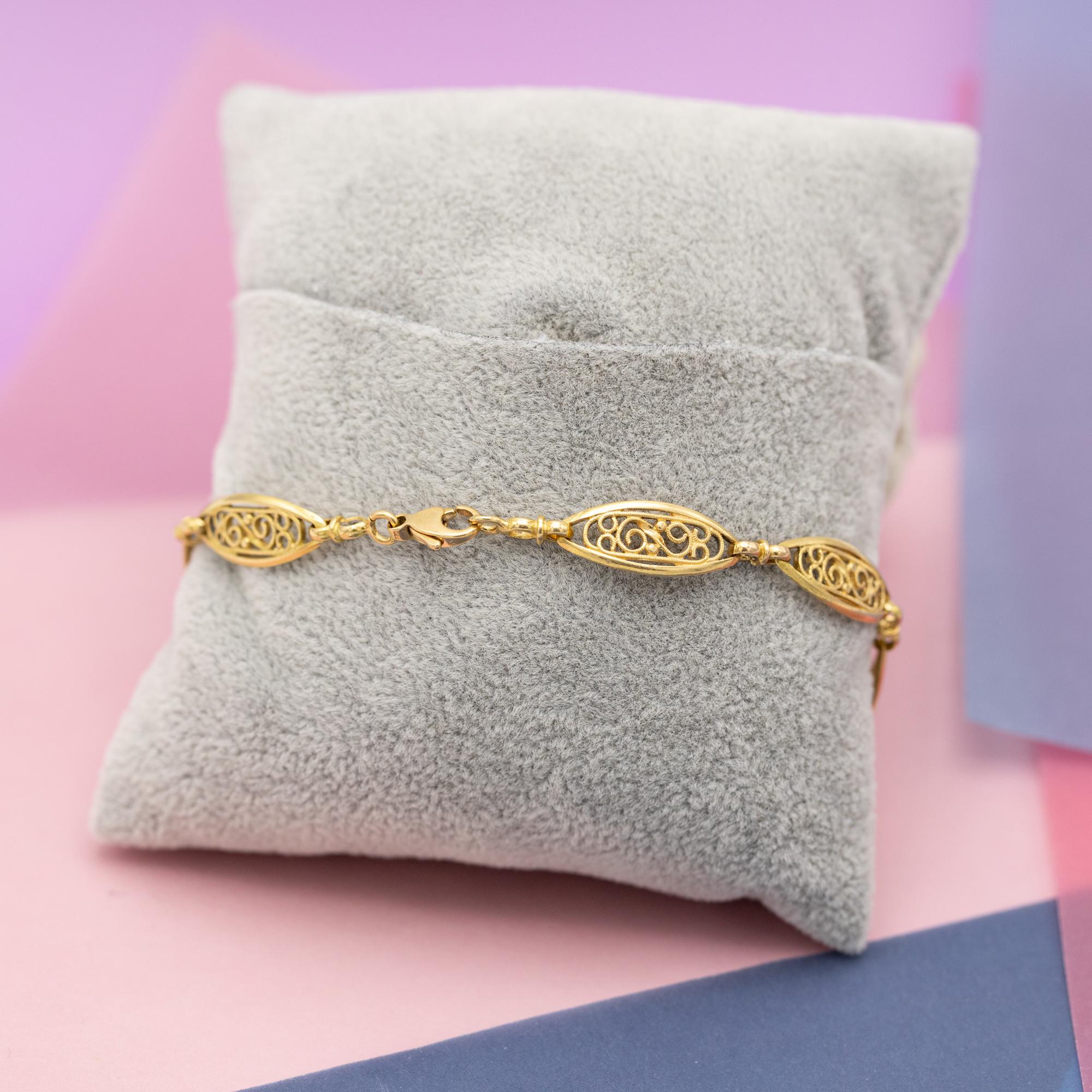 French 18k solid gold filligree chain bracelet, 1940's romantic sautoir bracelet 4