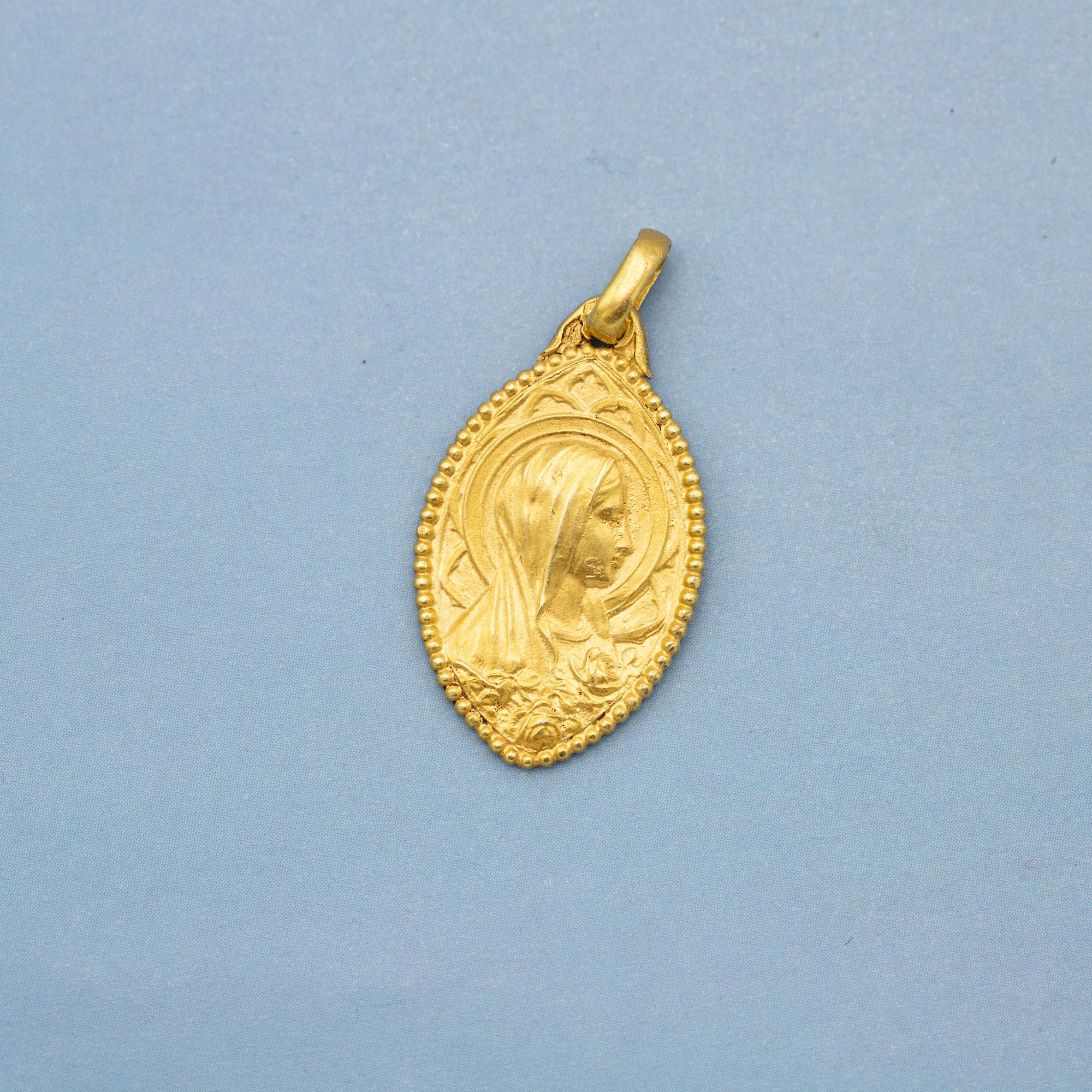 French 18K solid yellow gold Virgin Mary charm - Floral 1930's pendant - Vintage 1