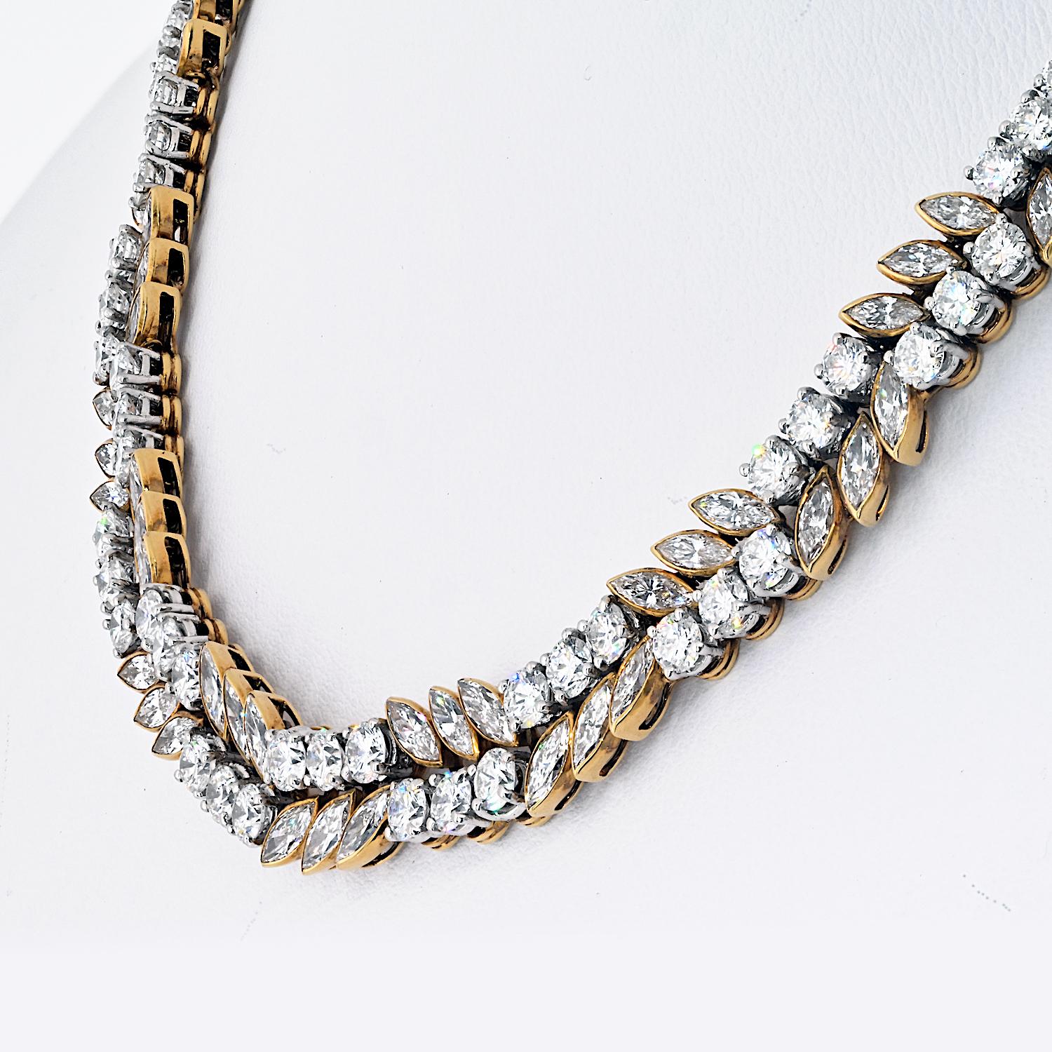 French 18K Yellow And White Gold 32.00 Carat Diamond Necklace In Excellent Condition For Sale In New York, NY