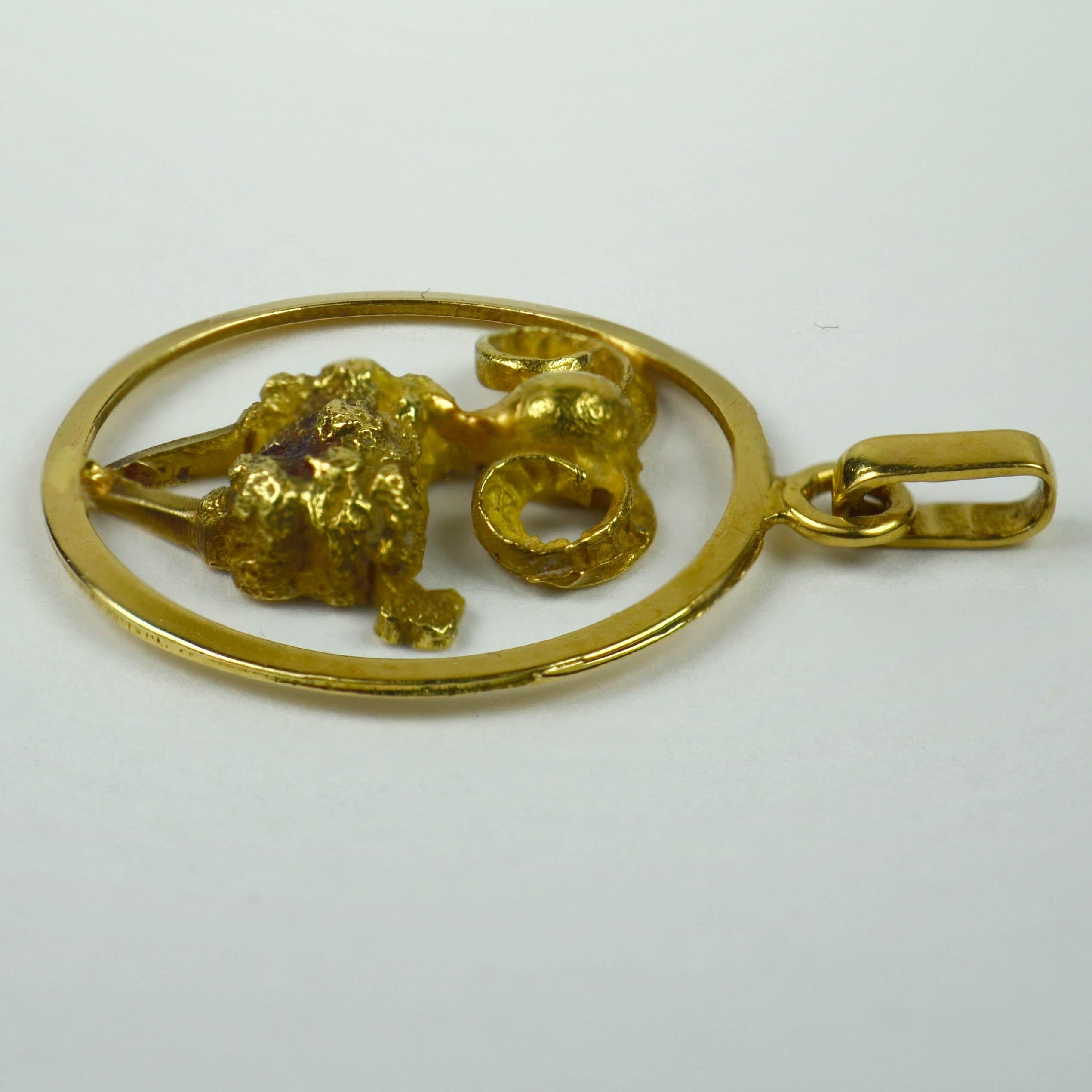 French 18 Karat Yellow Gold Ares Zodiac Charm Pendant In Good Condition For Sale In London, GB