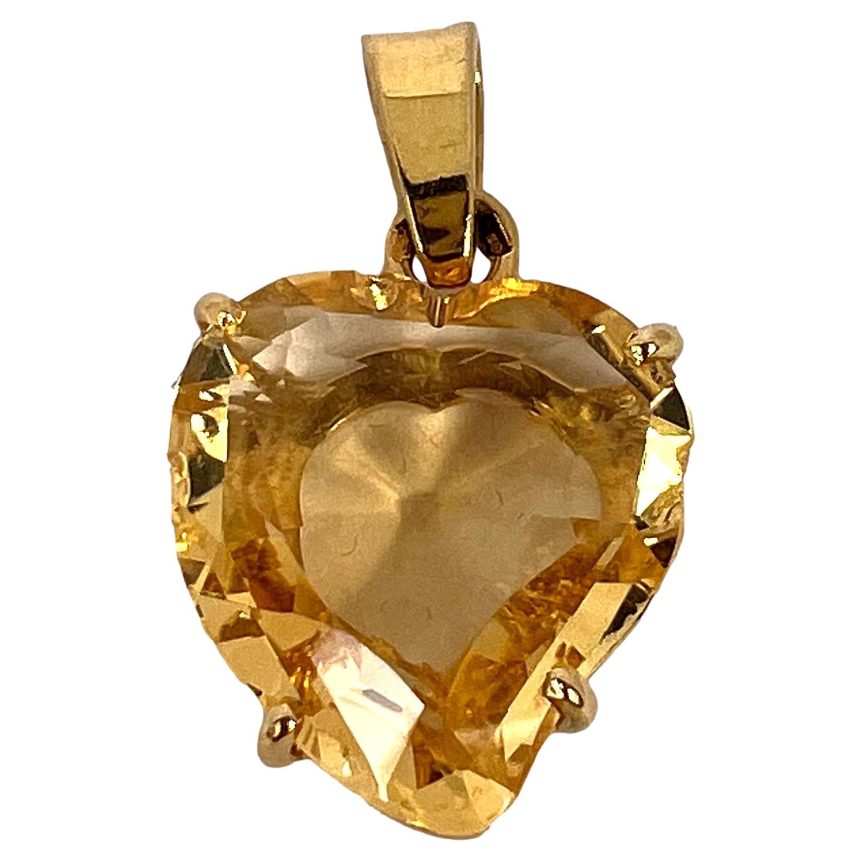 French 18k Yellow Gold Citrine Witch's Heart Charm Pendant For Sale