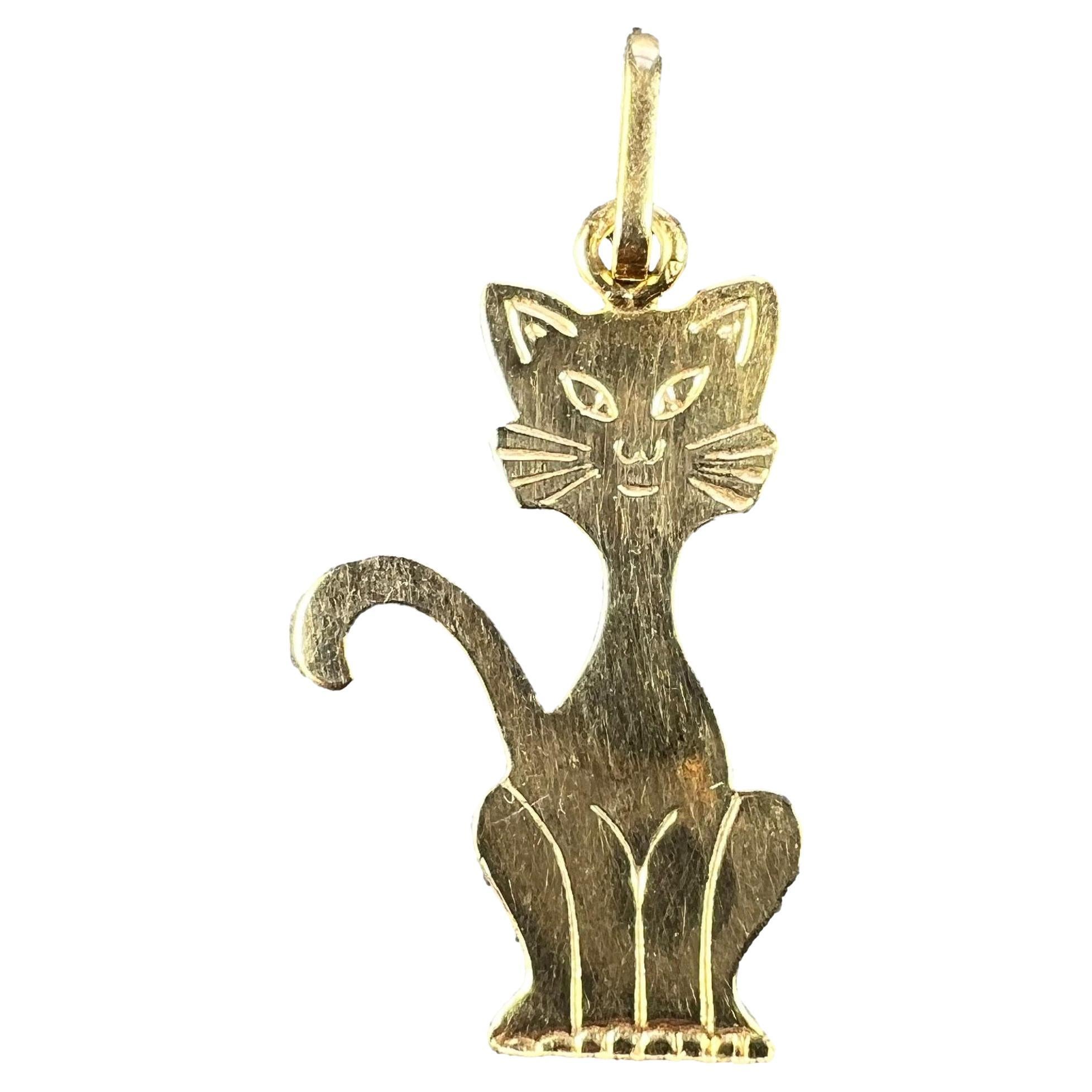 French 18K Yellow Gold Engraved Cat Charm Pendant For Sale