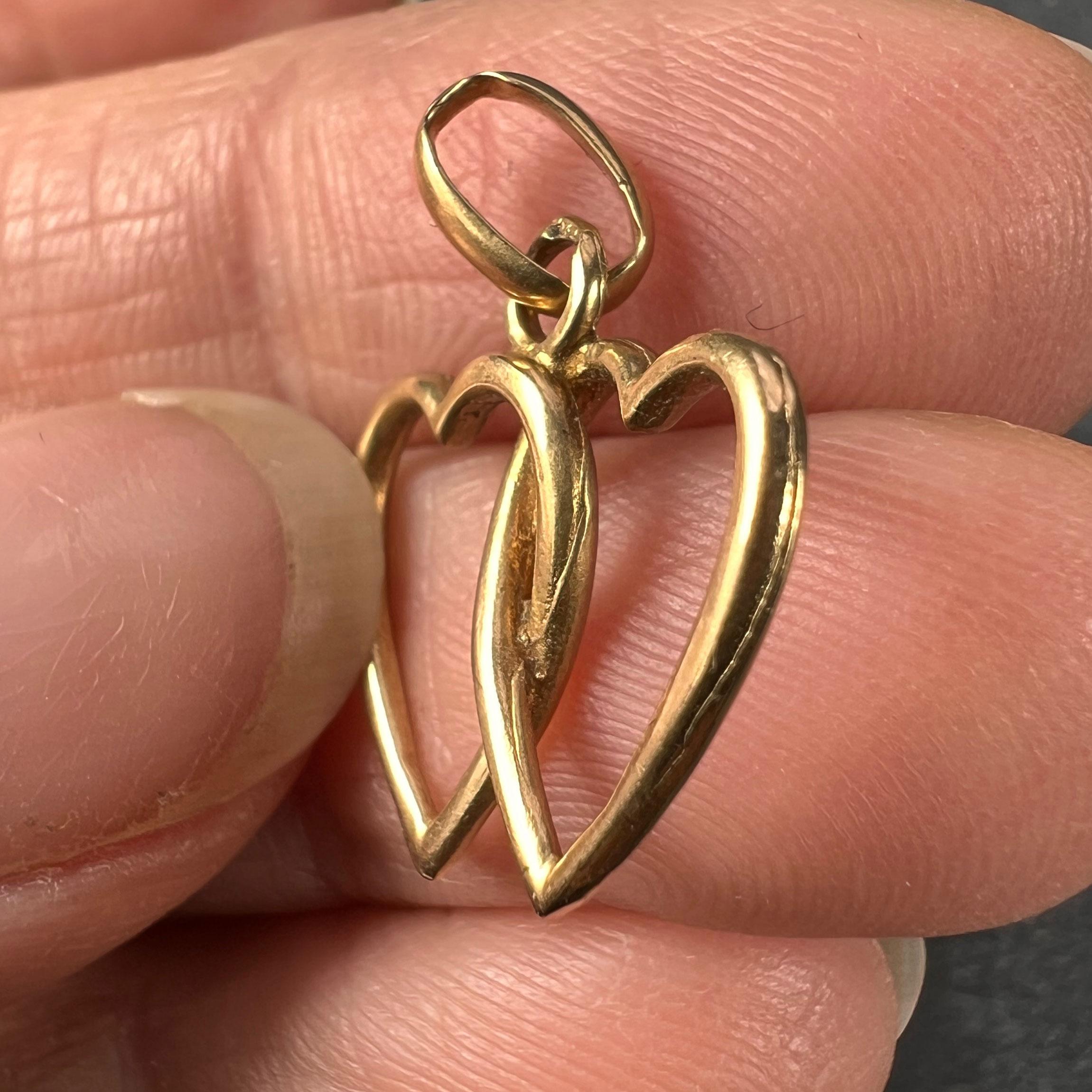 French 18k Yellow Gold Entwined Love Hearts Charm Pendant For Sale 1