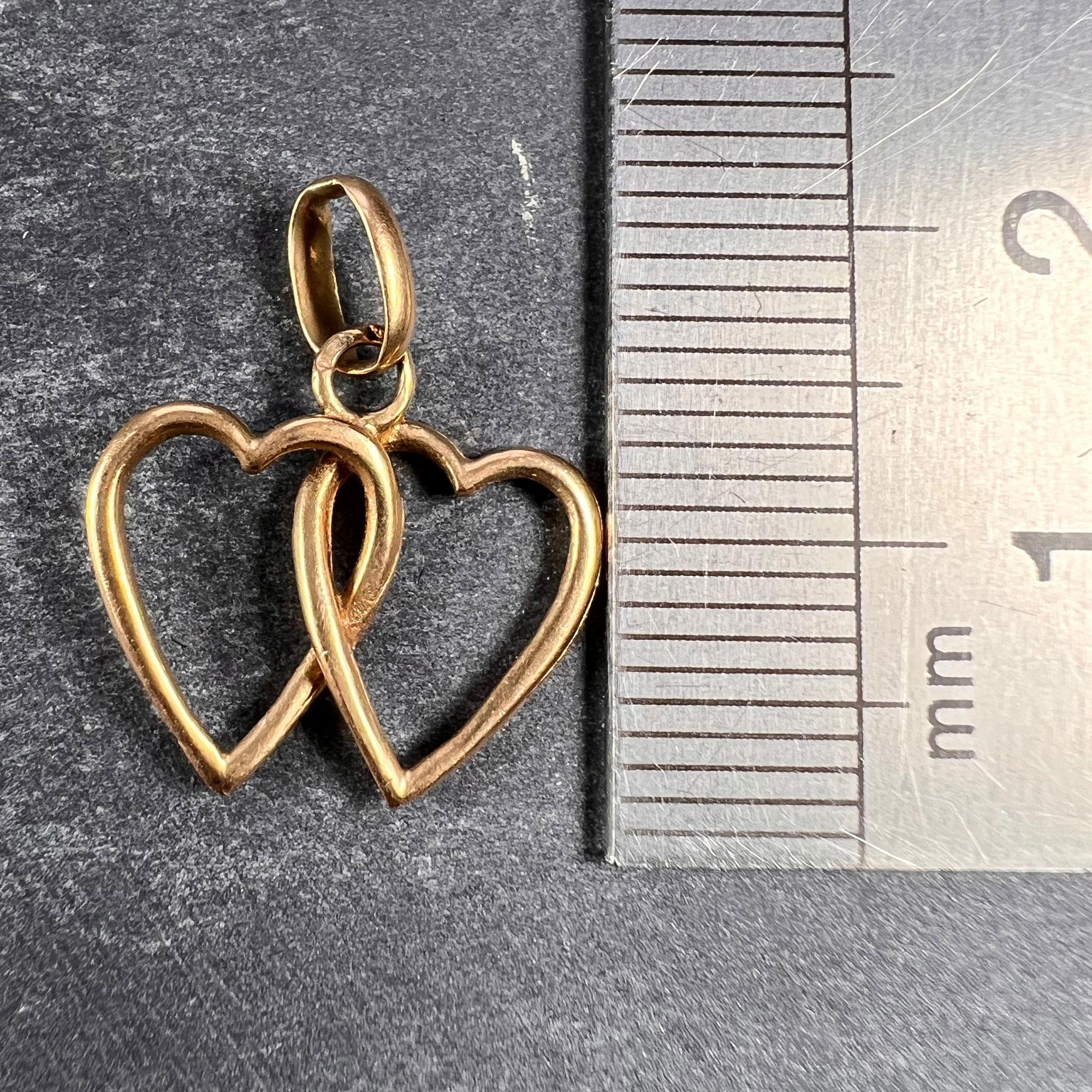French 18k Yellow Gold Entwined Love Hearts Charm Pendant For Sale 3