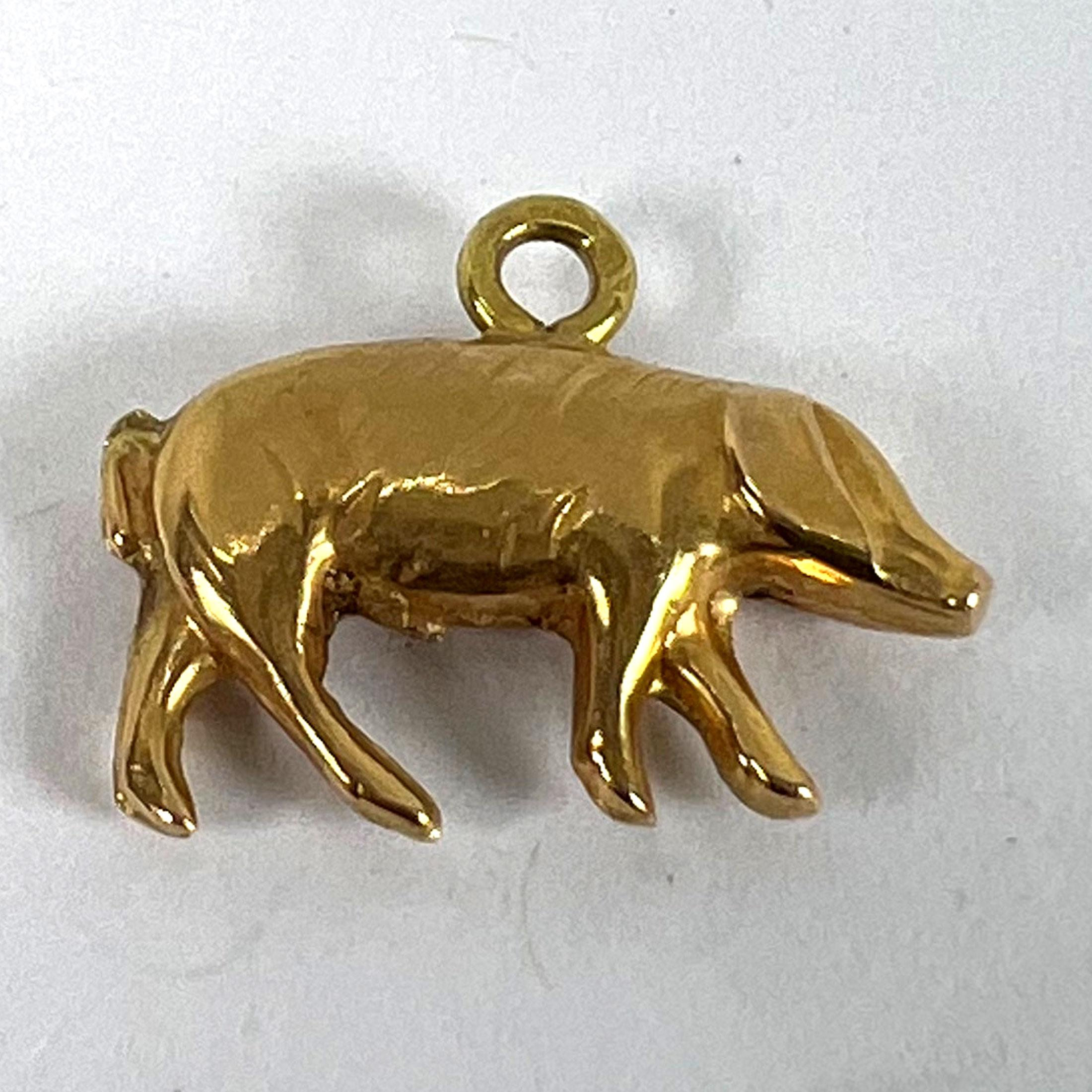 French 18K Yellow Gold Lucky Pig Charm Pendant en vente 8
