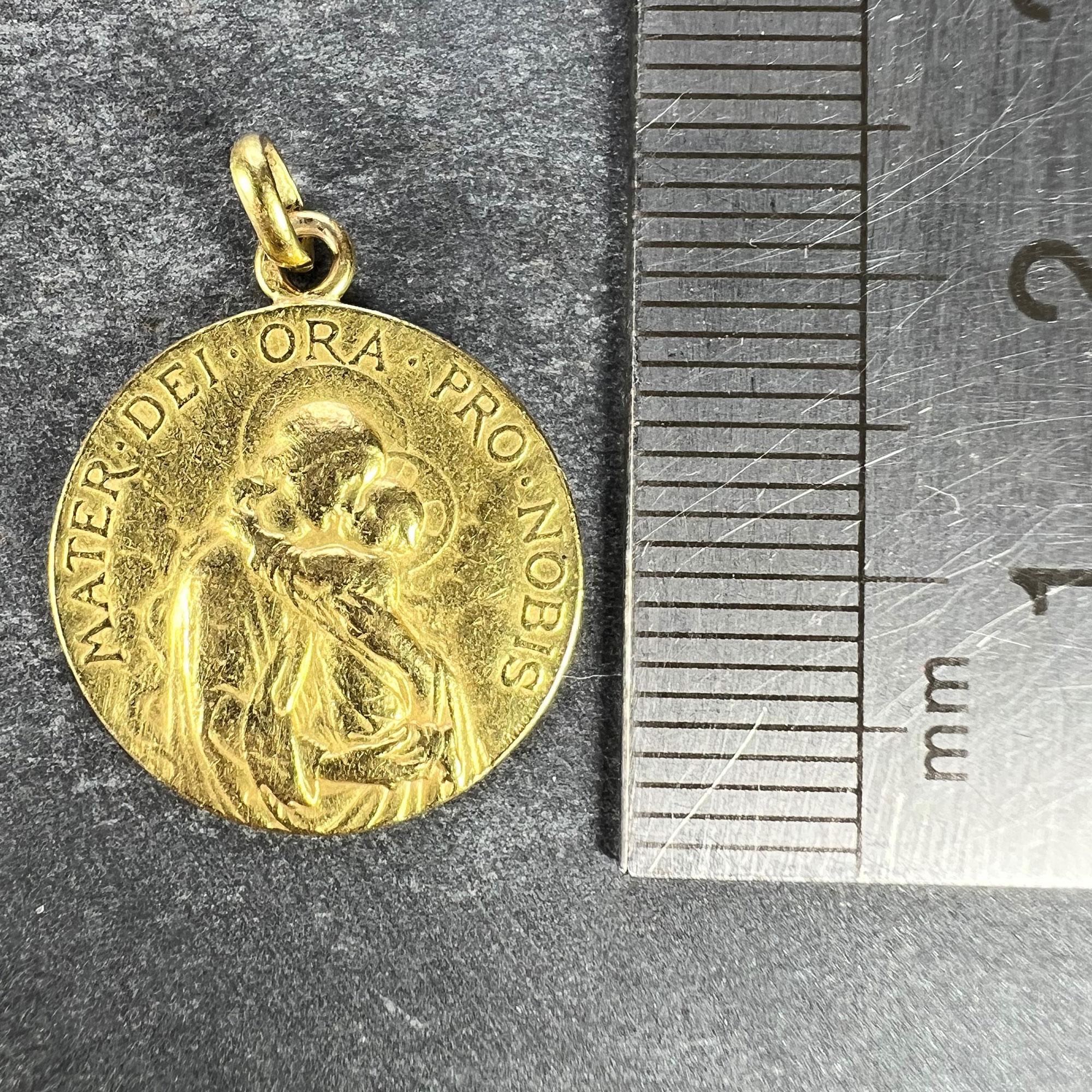 French 18K Yellow Gold Madonna and Child Medal Pendant For Sale 4