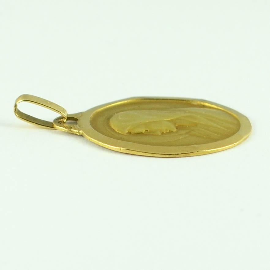 Art Deco French 18 Karat Yellow Gold Monier Virgin Mary Oval Charm Pendant Medal