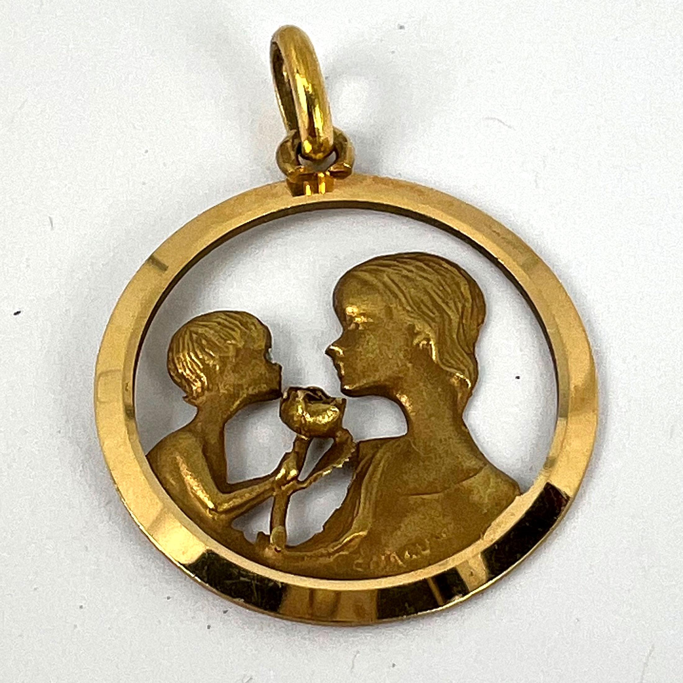 French 18K Yellow Gold Mother and Child Rose Medal Pendant For Sale 8