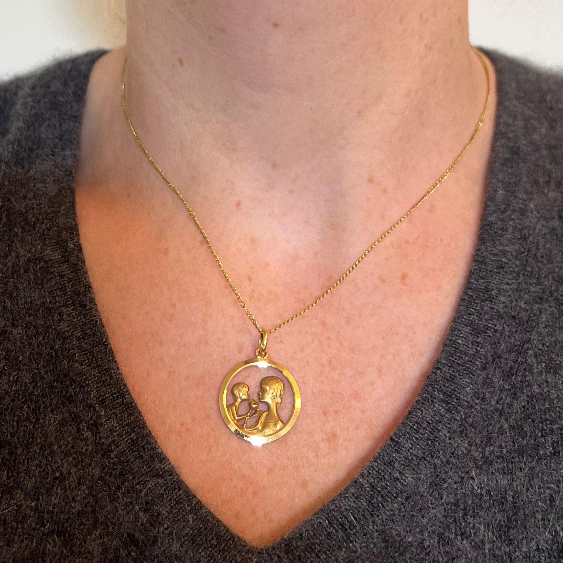 Women's French 18K Yellow Gold Mother and Child Rose Medal Pendant For Sale