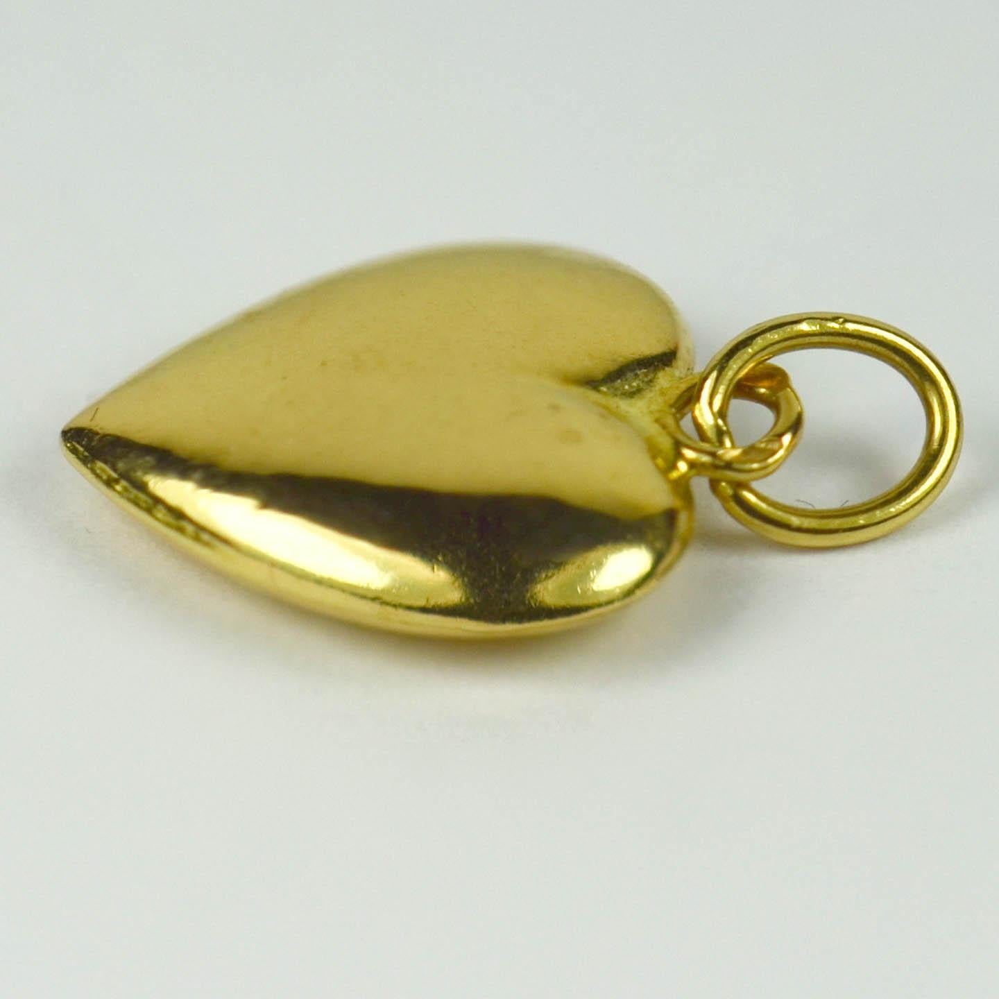 French 18 Karat Yellow Gold Puffy Heart Charm Pendant In Fair Condition In London, GB