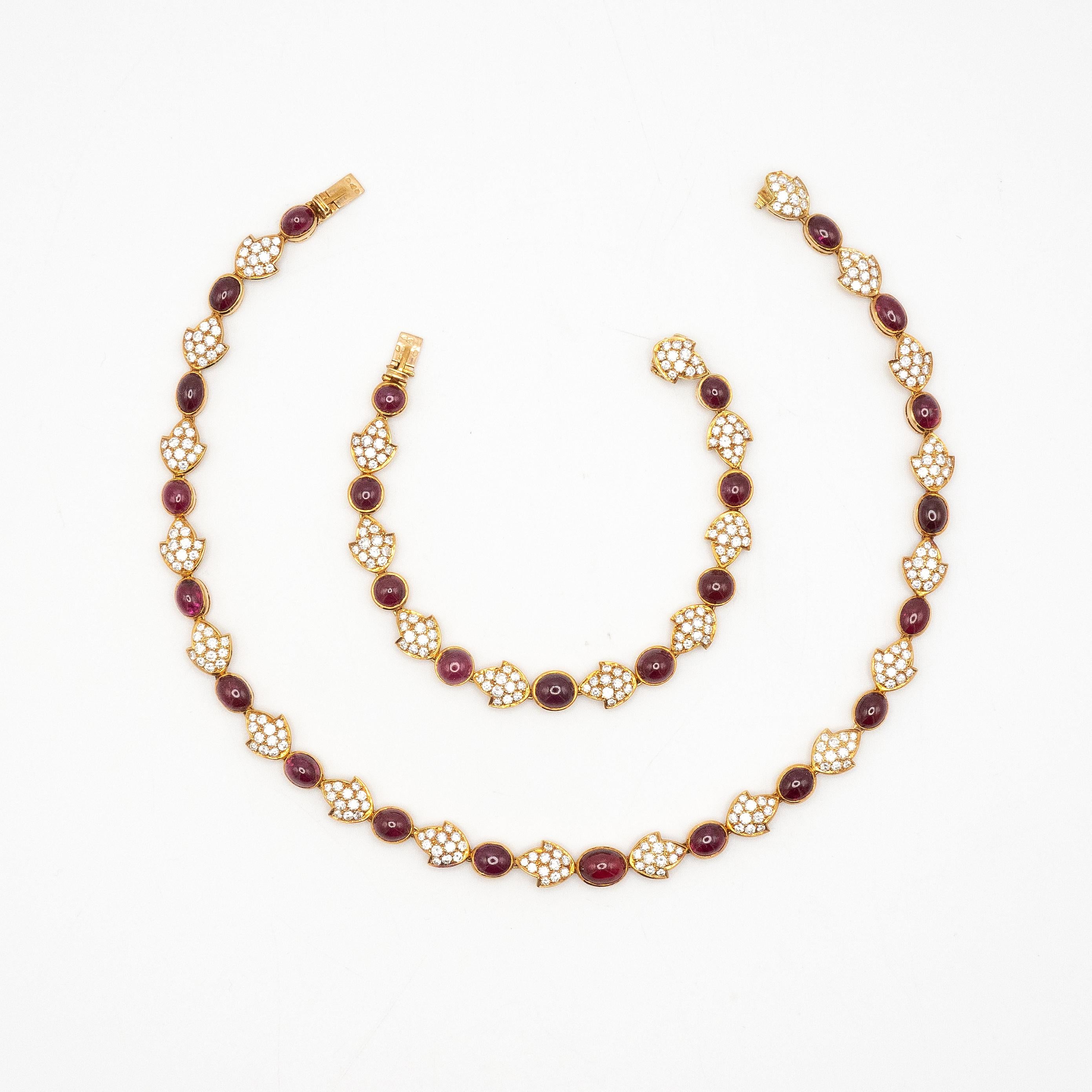 Bracelet français en or jaune 18K avec rubis et diamants en vente 6