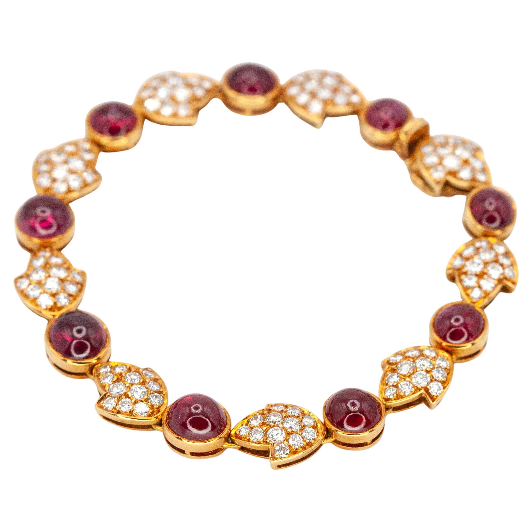 Französisches Armband aus 18K Gelbgold mit Rubinen und Diamanten