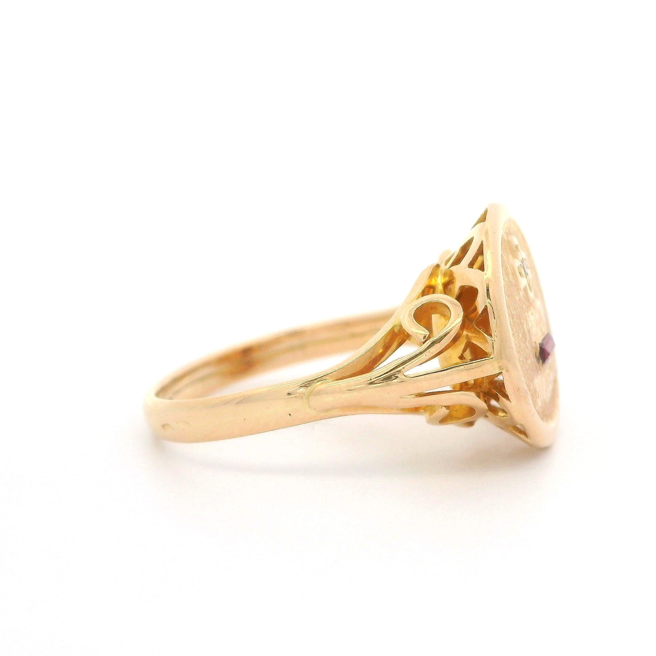 Anillo Francés de Oro Amarillo de 18k con Rubí y Diamante Redondo de la Señal del Amor 1