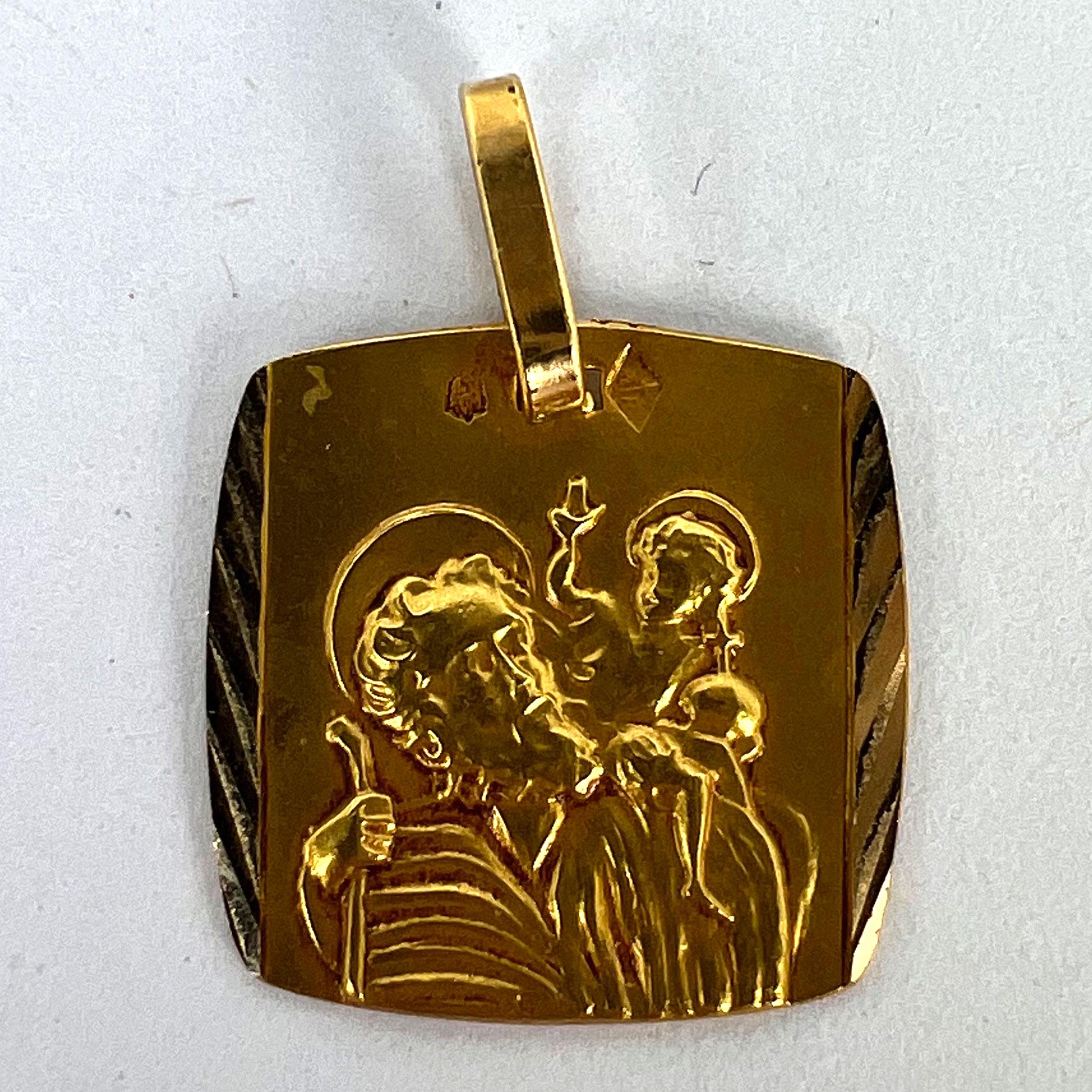 French 18K Yellow Gold Saint Christopher Charm Pendant For Sale 7