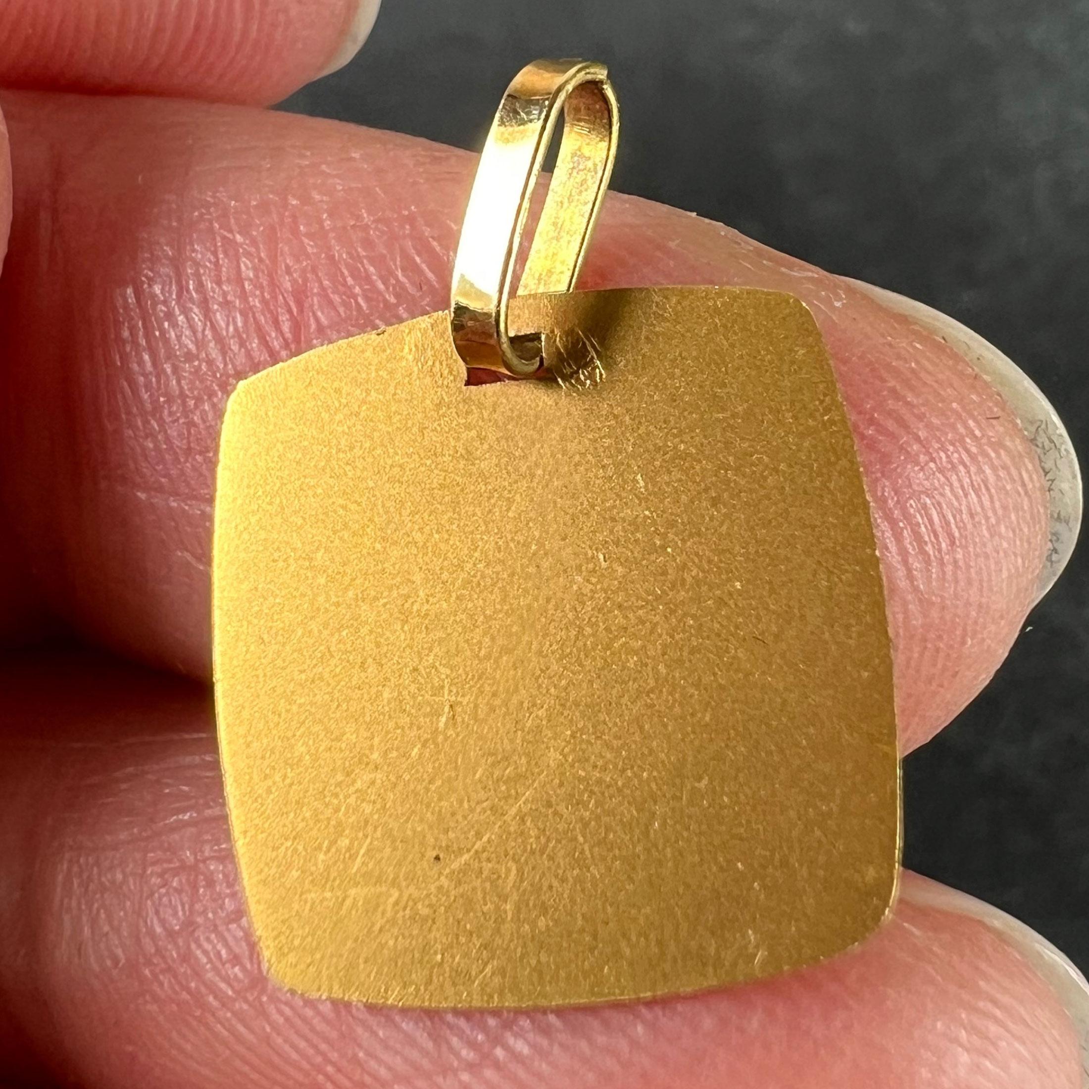 Pendentif en or jaune 18K avec breloque religieuse Saint-Christophe French en vente 4