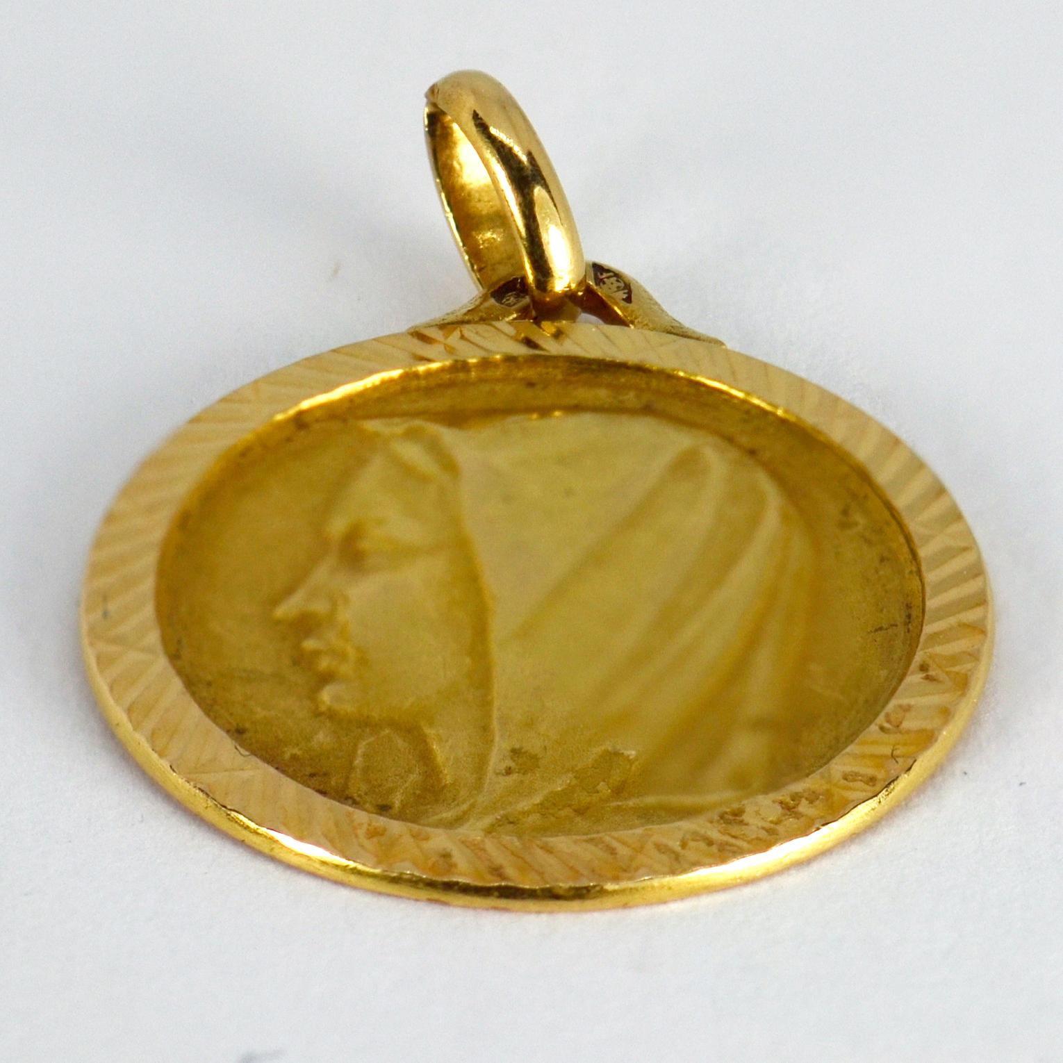 French 18 Karat Yellow Gold Virgin Mary Charm Pendant Medal For Sale 5