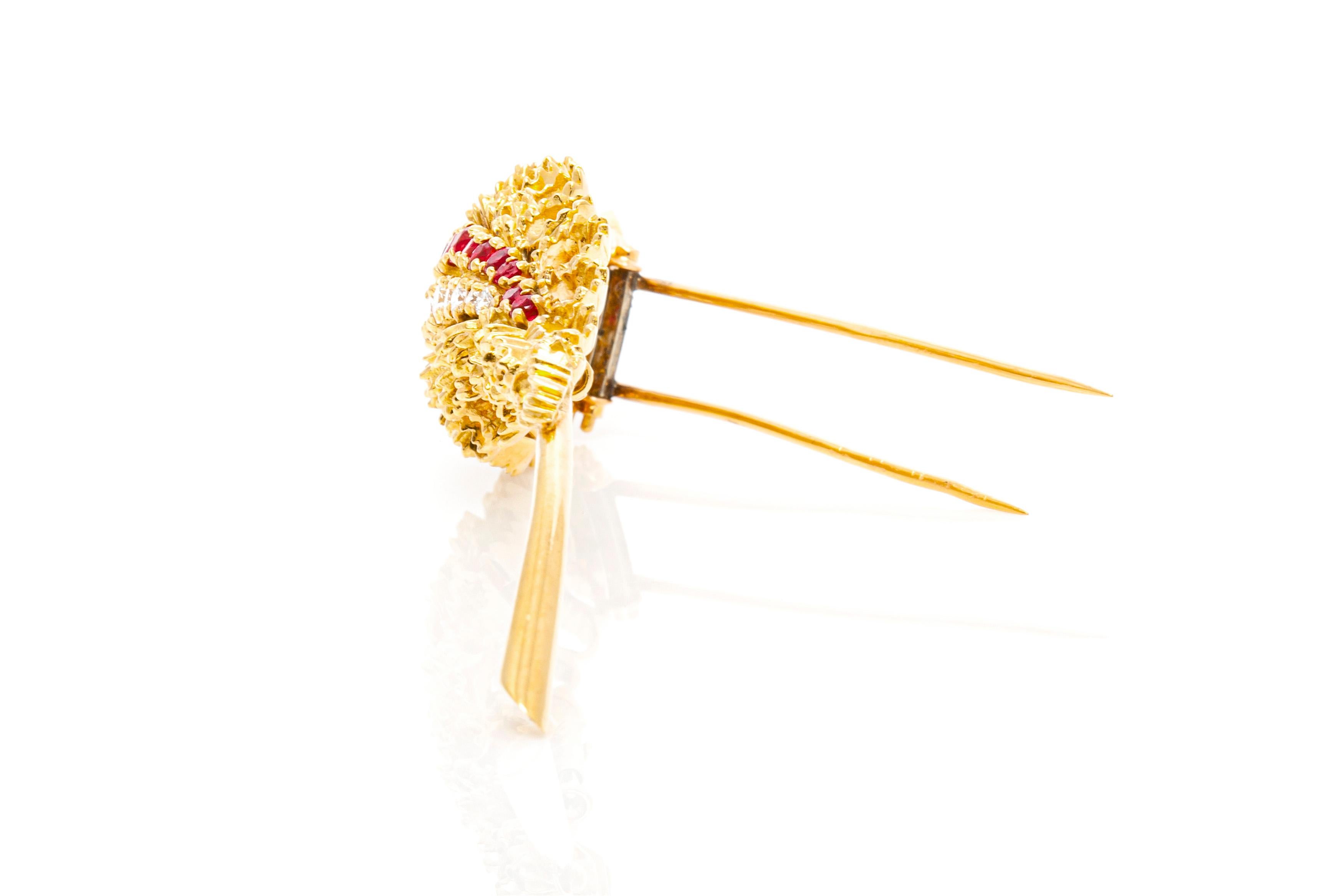 French 18 Karat Yellow Gold with Ruby and Diamond Brooch In Good Condition For Sale In New York, NY