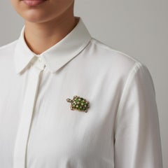 Antique French Broche tortue en or 18kt avec démantoïdes et diamants