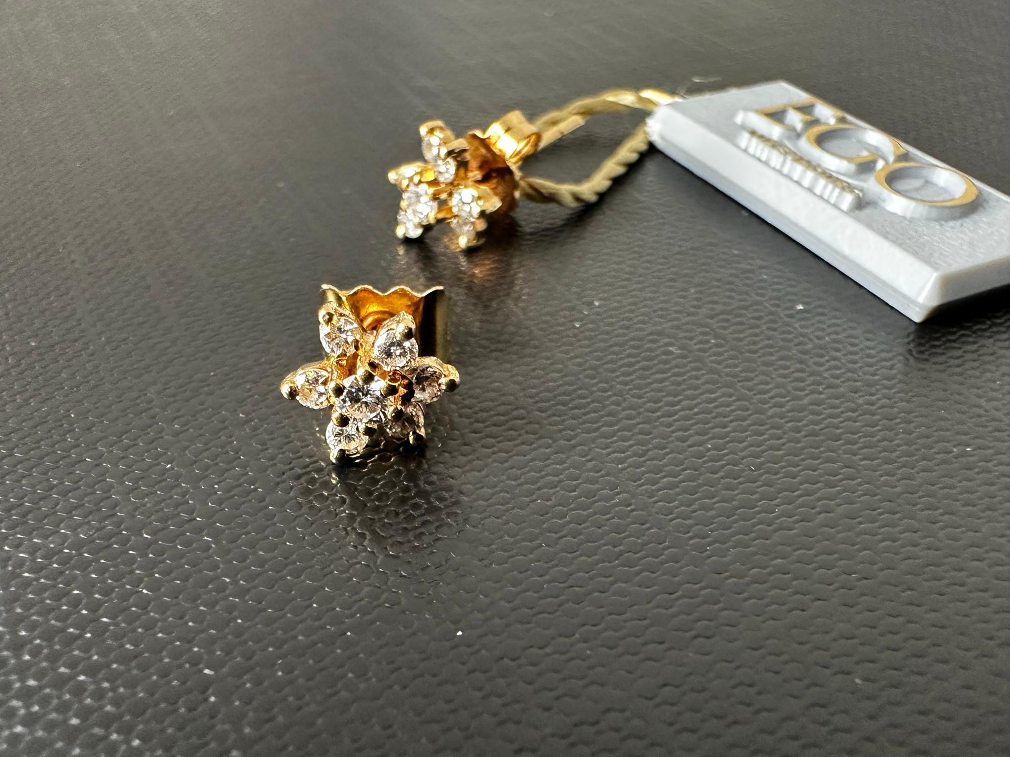 French 18kt Yellow Gold Diamond Earrings In Good Condition For Sale In Esch sur Alzette, Esch-sur-Alzette