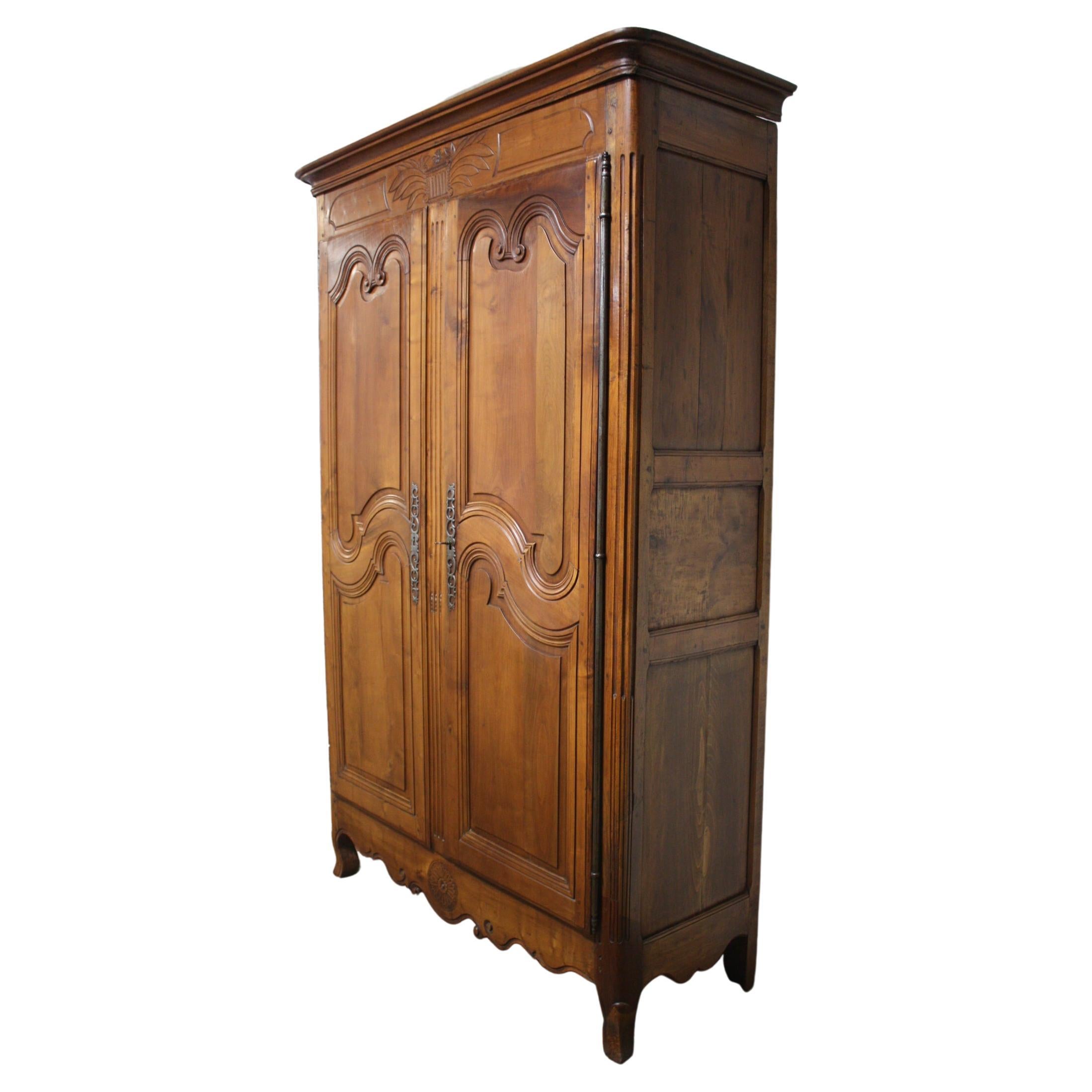 French 18th Century Armoire 4