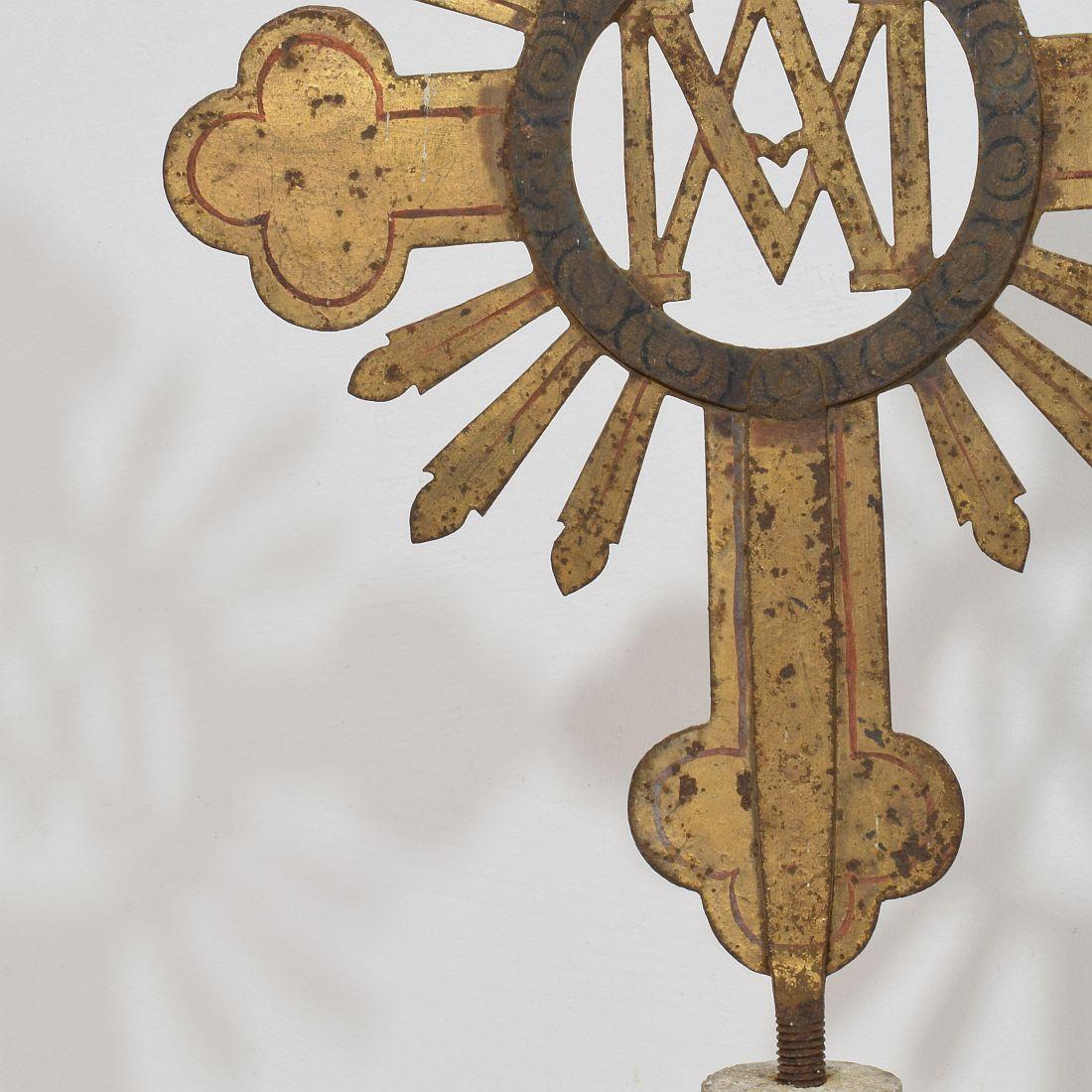 Französisch, 18. Jahrhundert, Barock Vergoldetes Metall Prozessionskreuz im Angebot 6