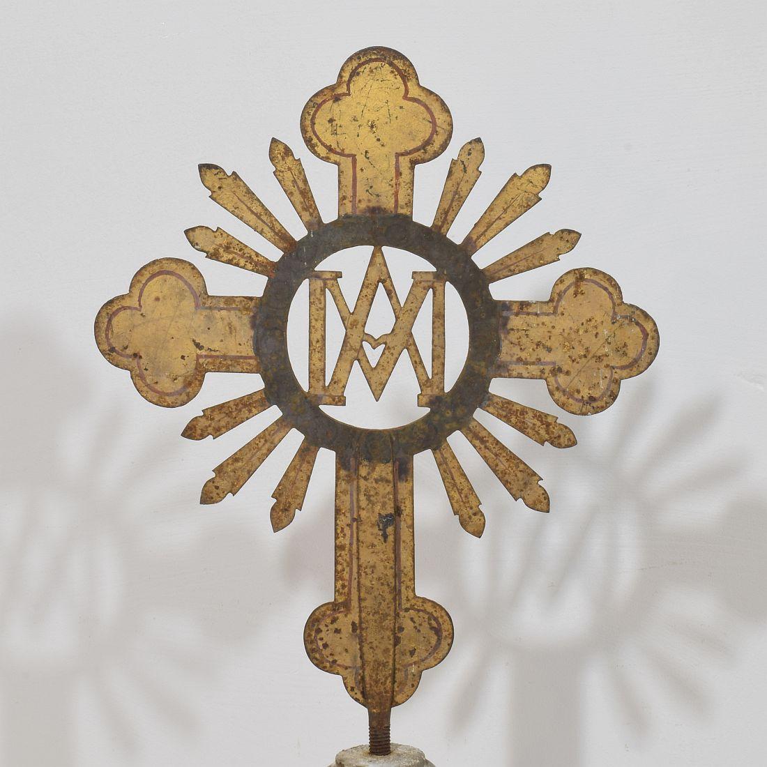 Croix de procession baroque française du 18e siècle en métal doré en vente 6