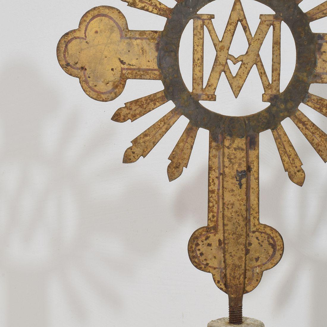Französisch, 18. Jahrhundert, Barock Vergoldetes Metall Prozessionskreuz im Angebot 11