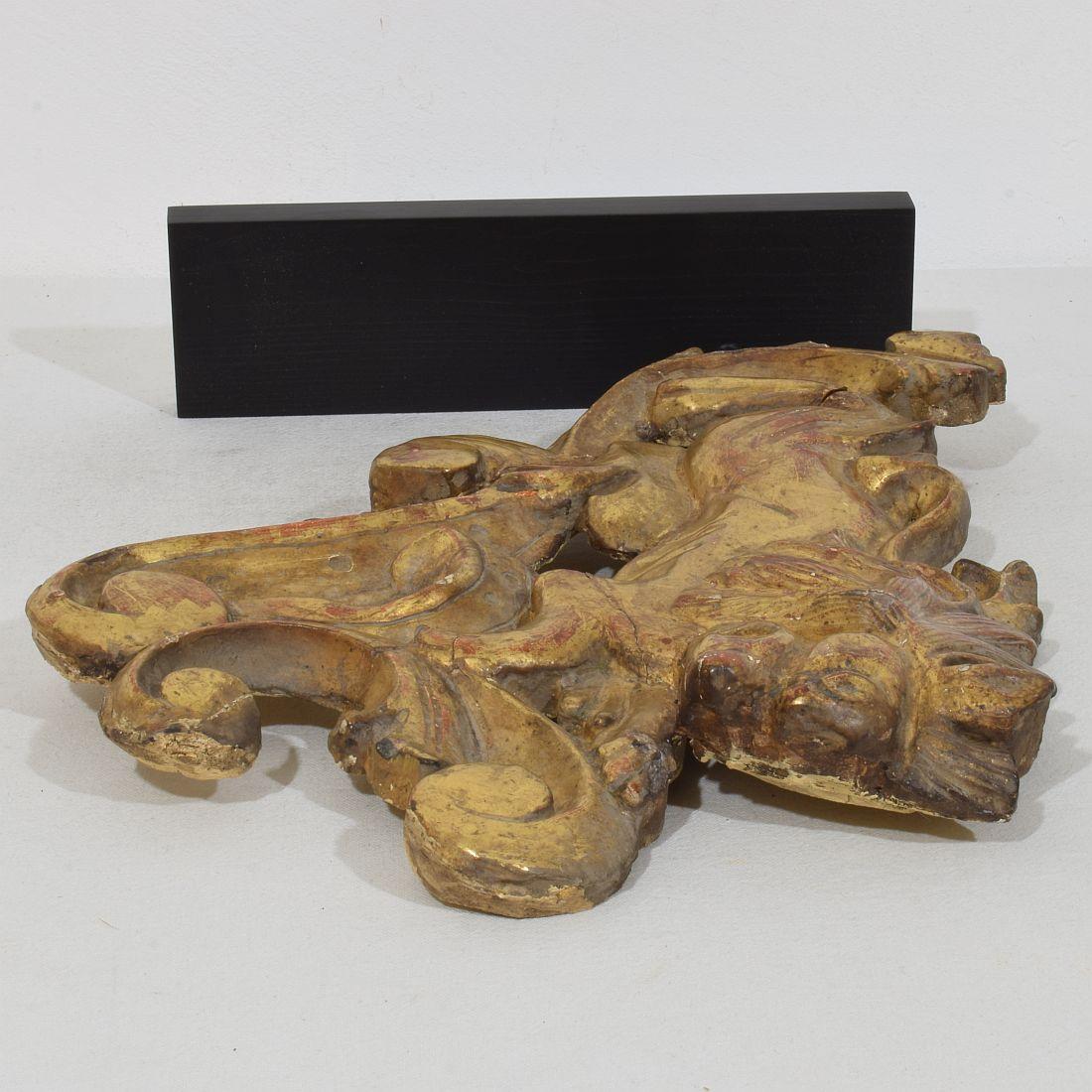 French 18th Century Baroque Hand Carved Gilt-wood Standing Lion On Curl For Sale 6