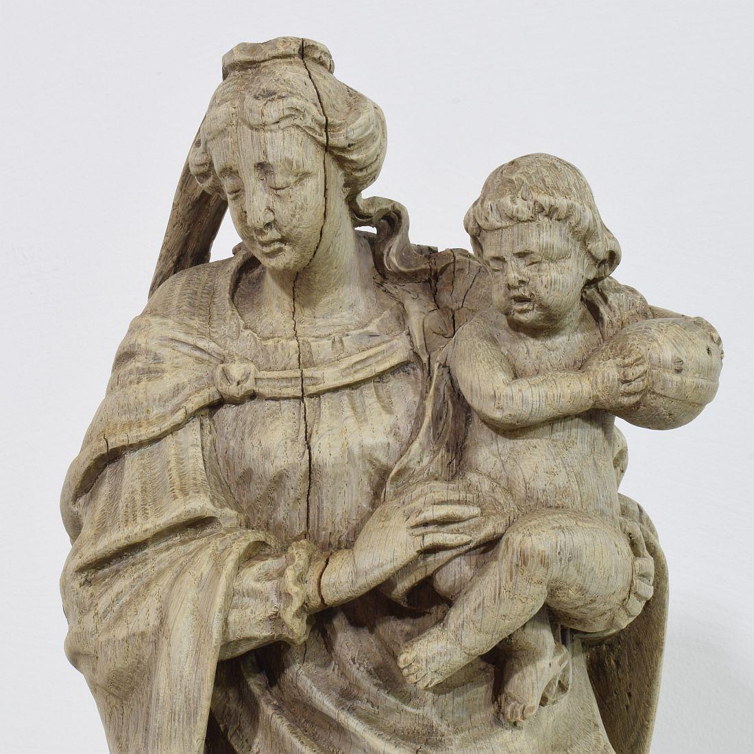French 18th Century Baroque Wooden Madonna with Child For Sale 5