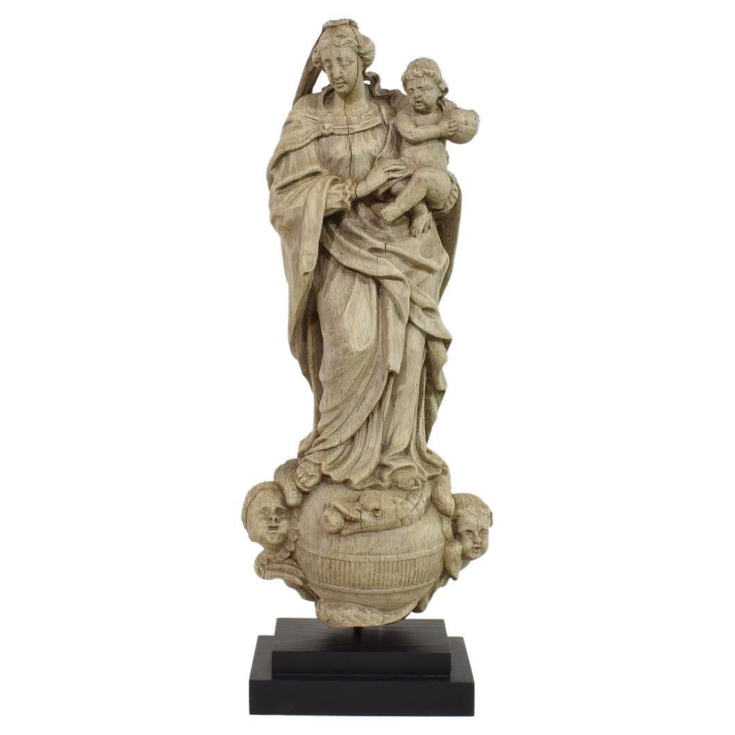French 18th Century Baroque Wooden Madonna with Child For Sale at 1stDibs