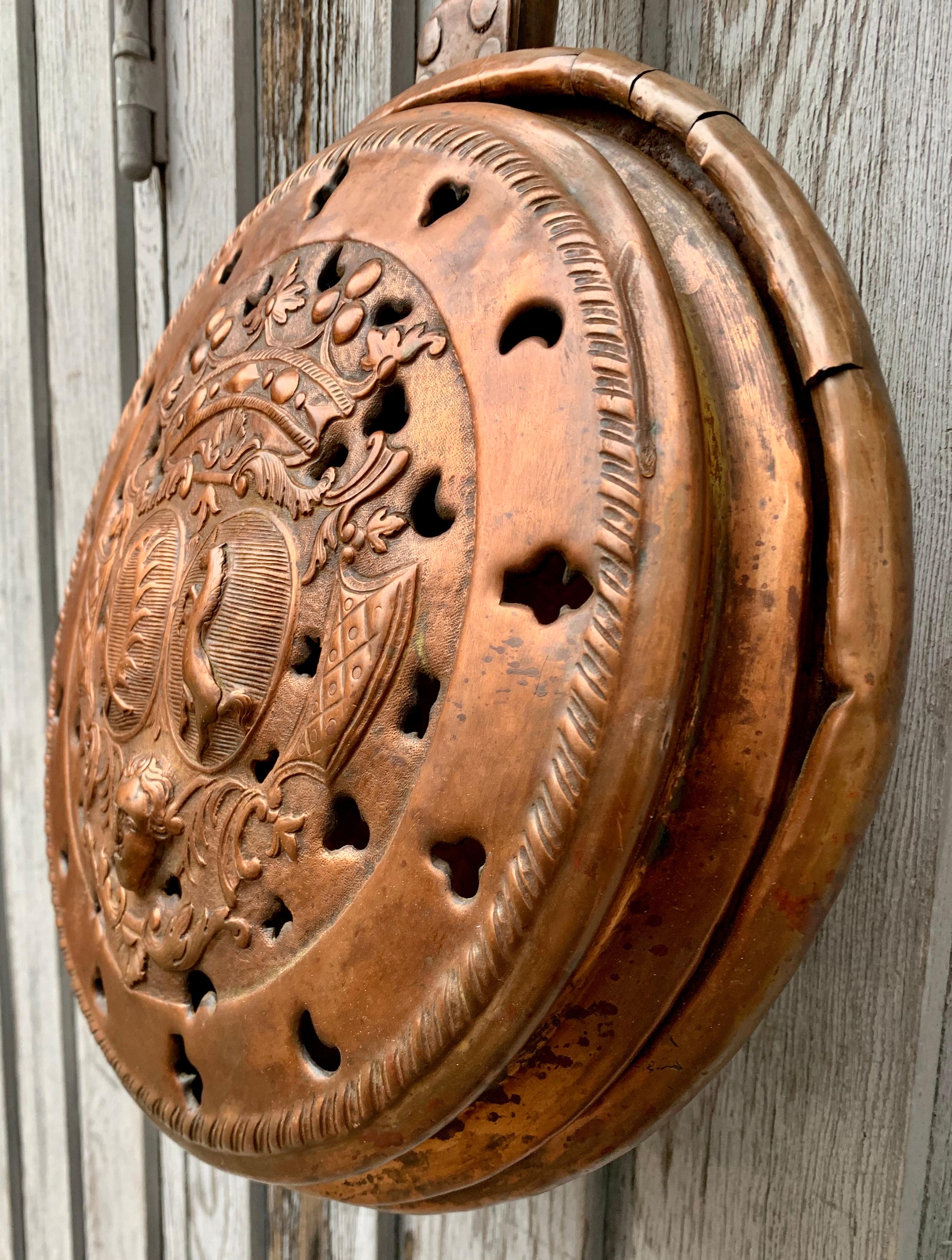 Baroque French 18th Century Bed Warmer with Coat of Arm Symbols For Sale