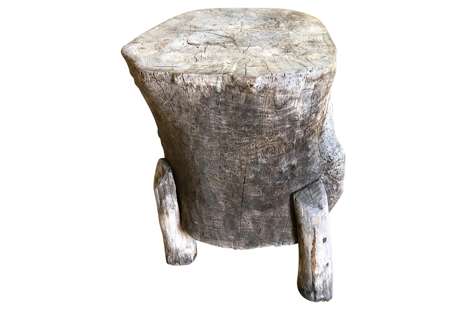 A terrific Primitive 18th century billot, chopping block from the Ardeche region of France. A wonderful end table for any casual interior or exterior living area.
