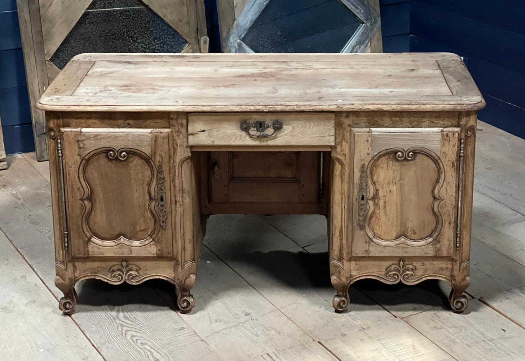 French 18th Century Bleached Desk For Sale 8